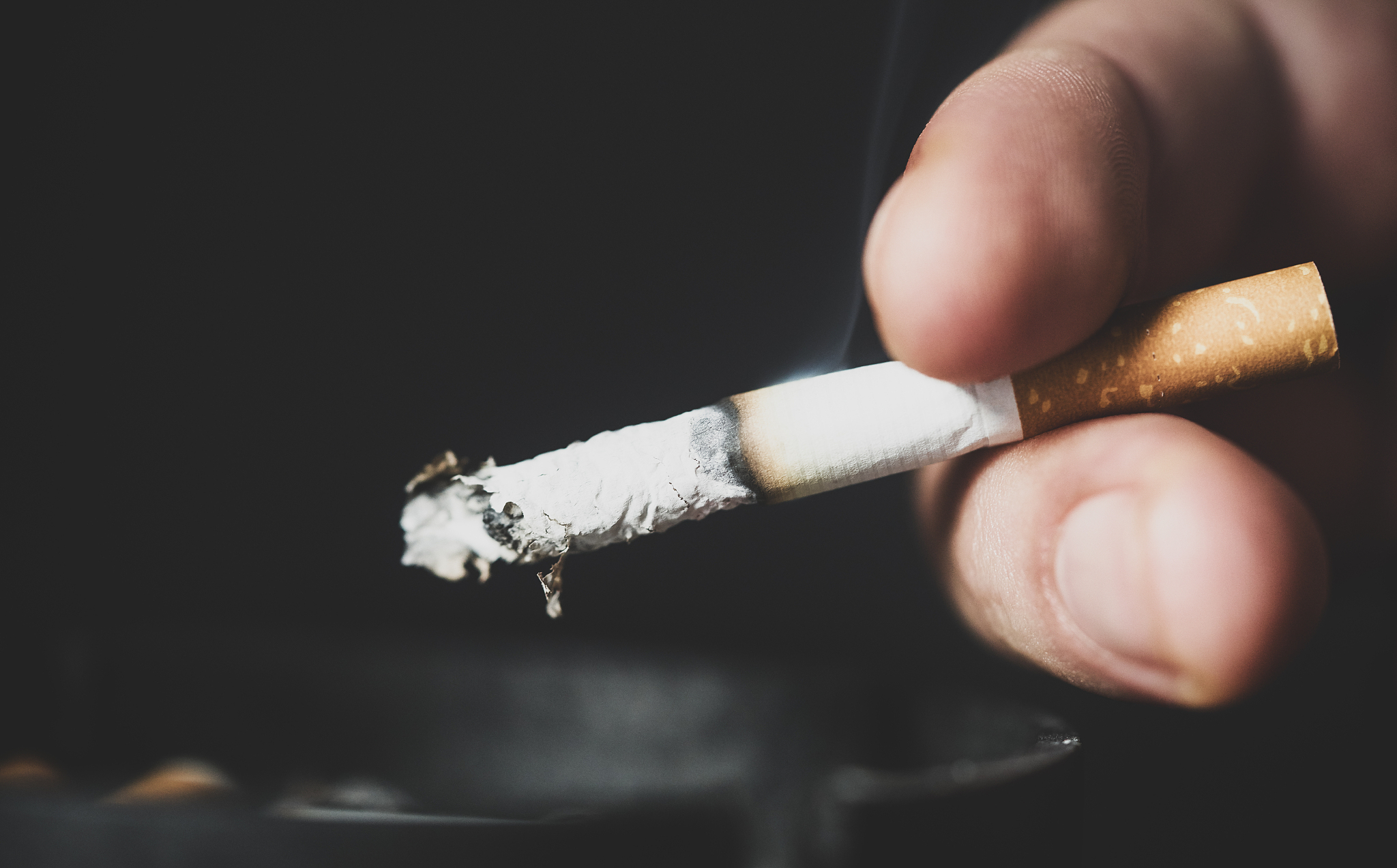 抽烟能得肺癌吗