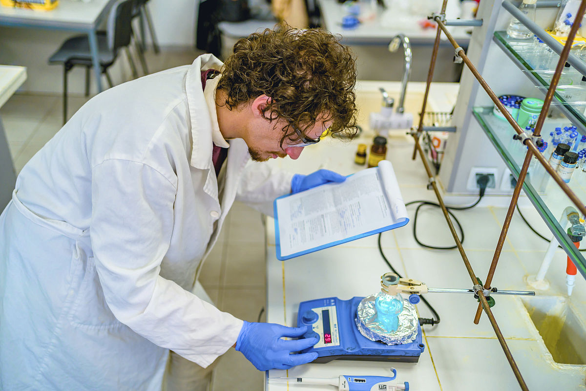 广东省儿科医生发展现状及趋势