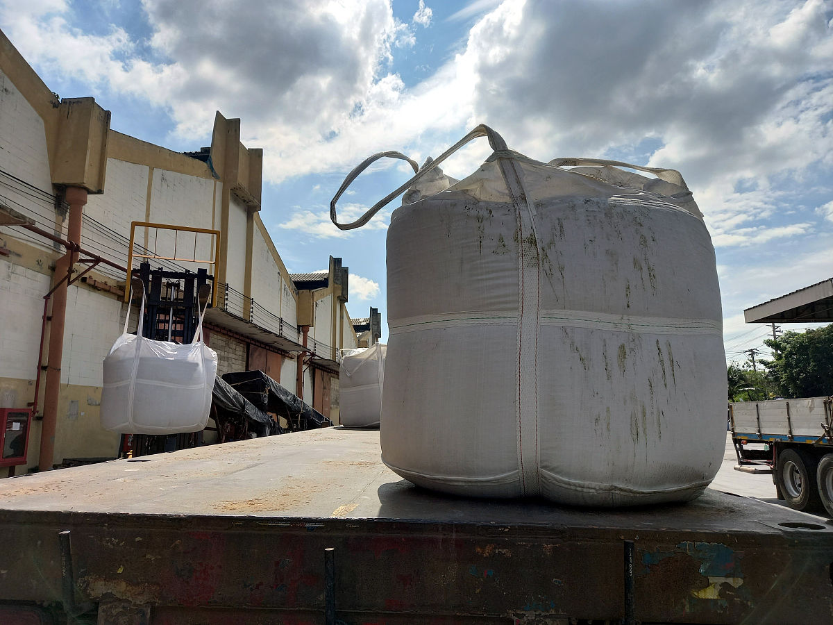 化肥许可证号标志辽和地址标注是山东是怎么回事 用300字描述