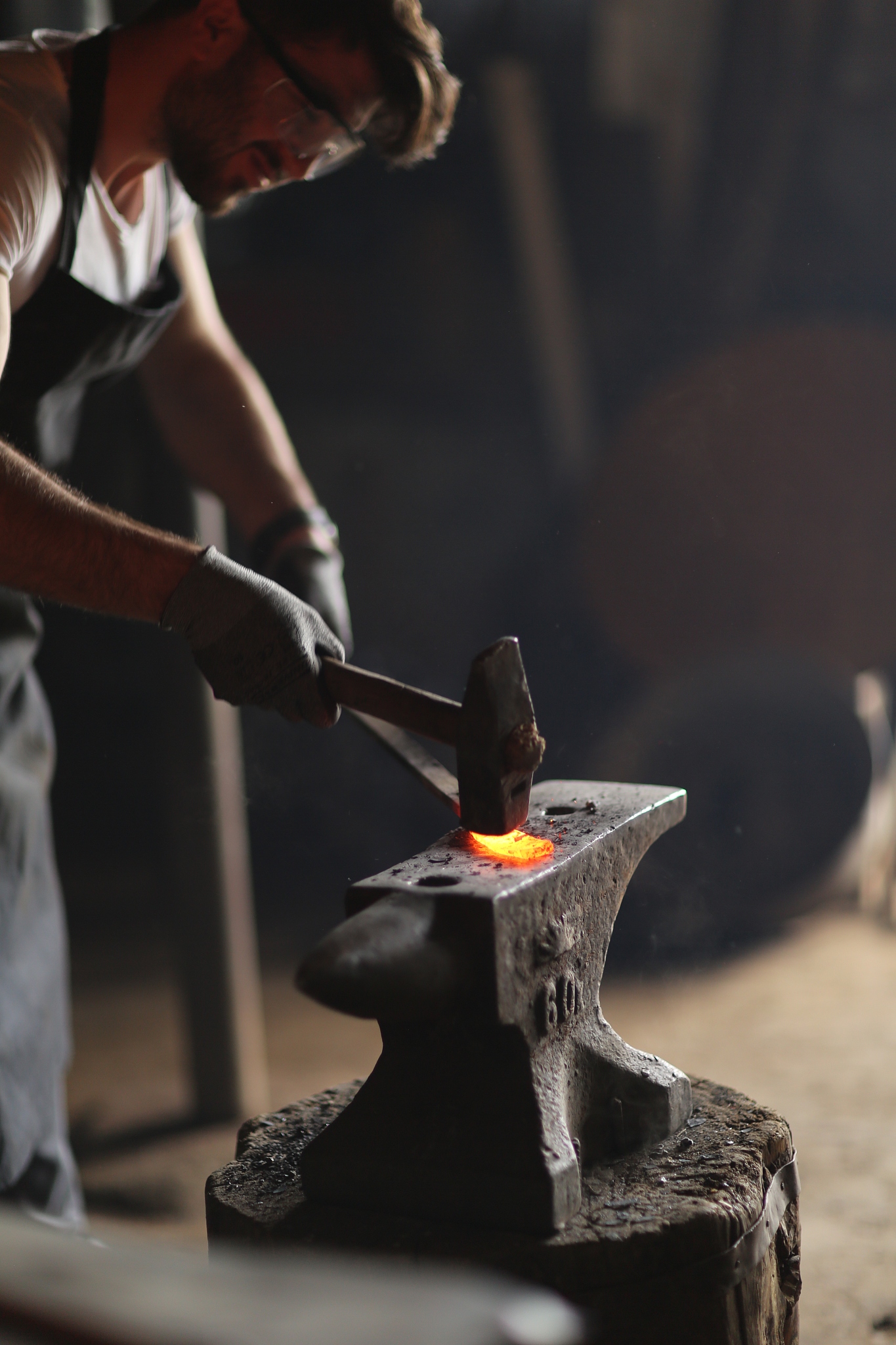 熔化焊接与热切割电子版的证在哪里审？