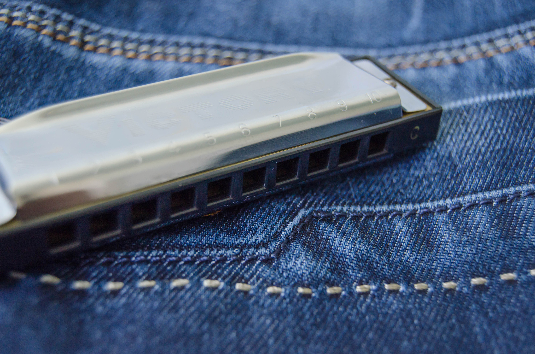 性价比之王！布鲁斯口琴选购指南，助你一臂之力