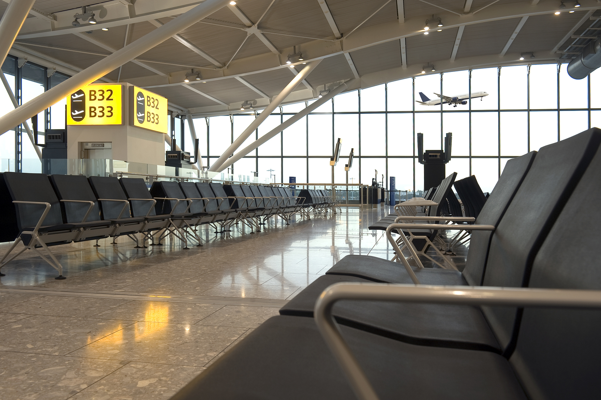 济南机场坐凳：提升环境形象，打造舒适休息空间