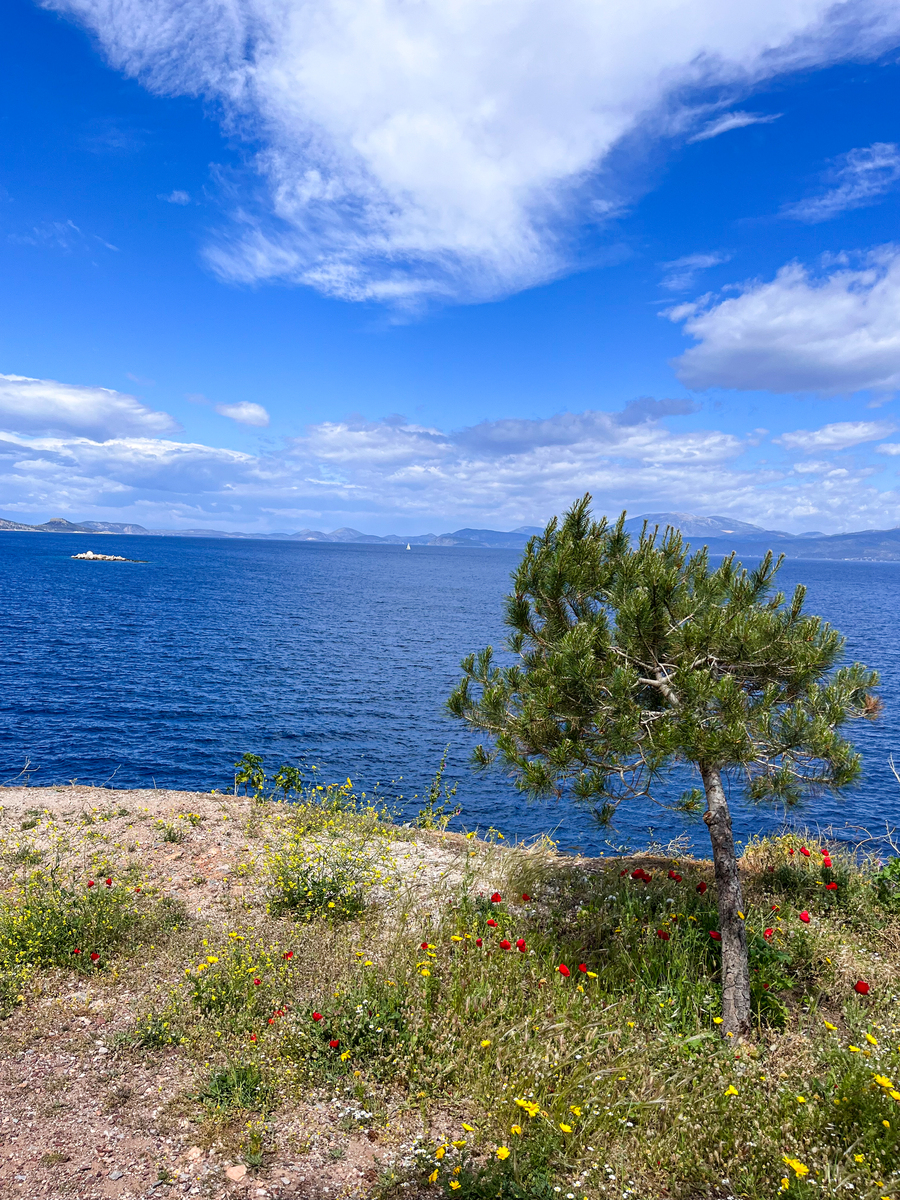 掬一捧蓝天，感受大自然的纯净和深邃