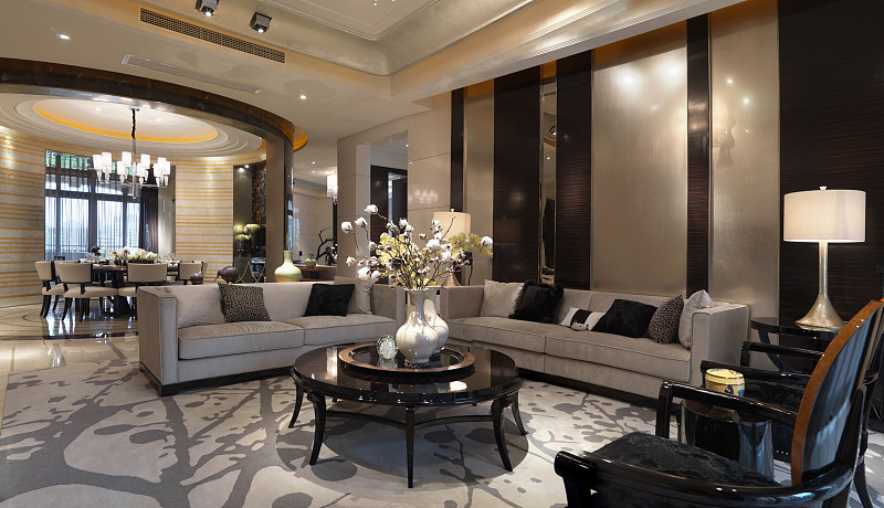 深圳湾壹号用上骊驰家具 标语