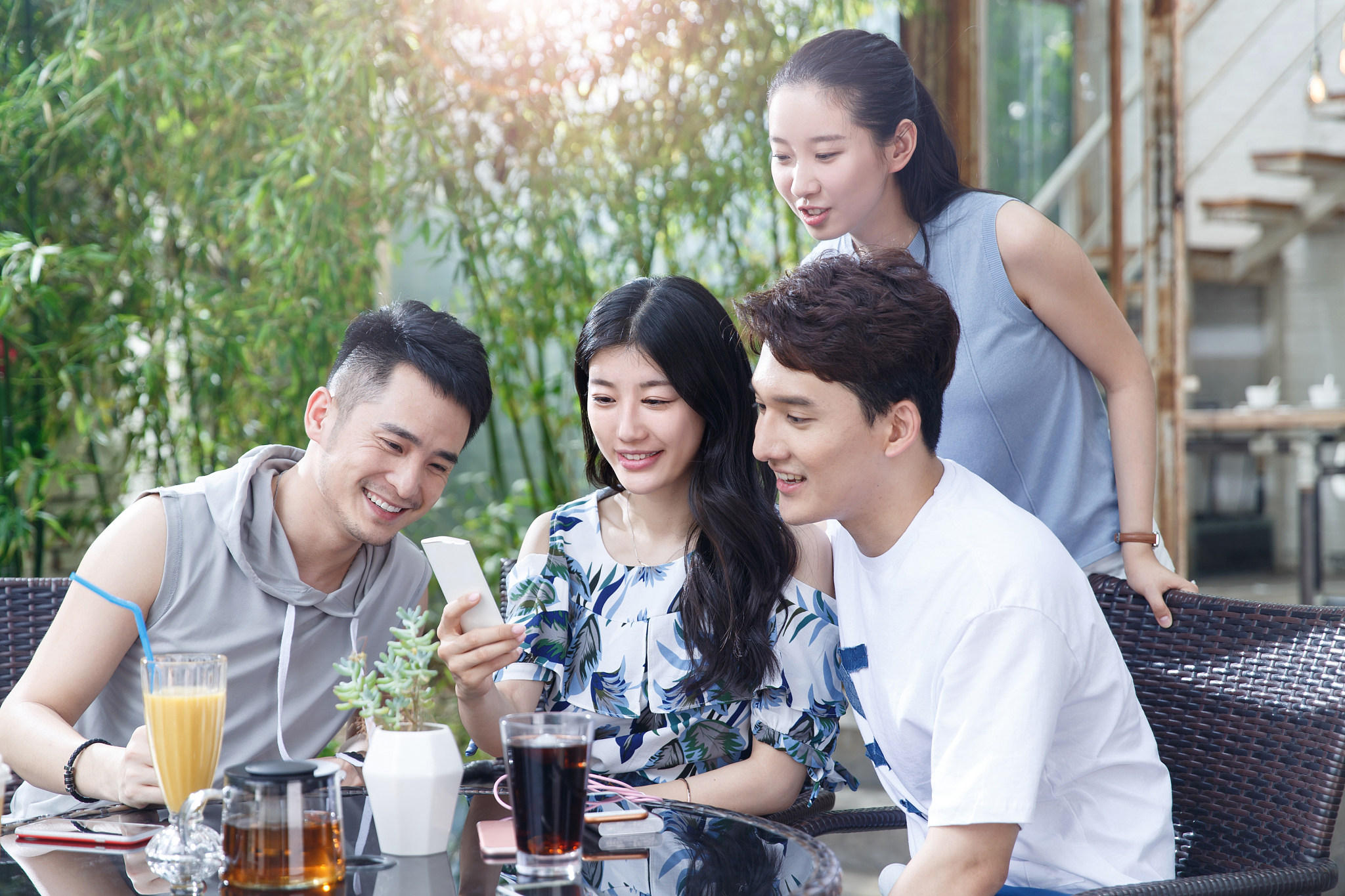 青年人聚会