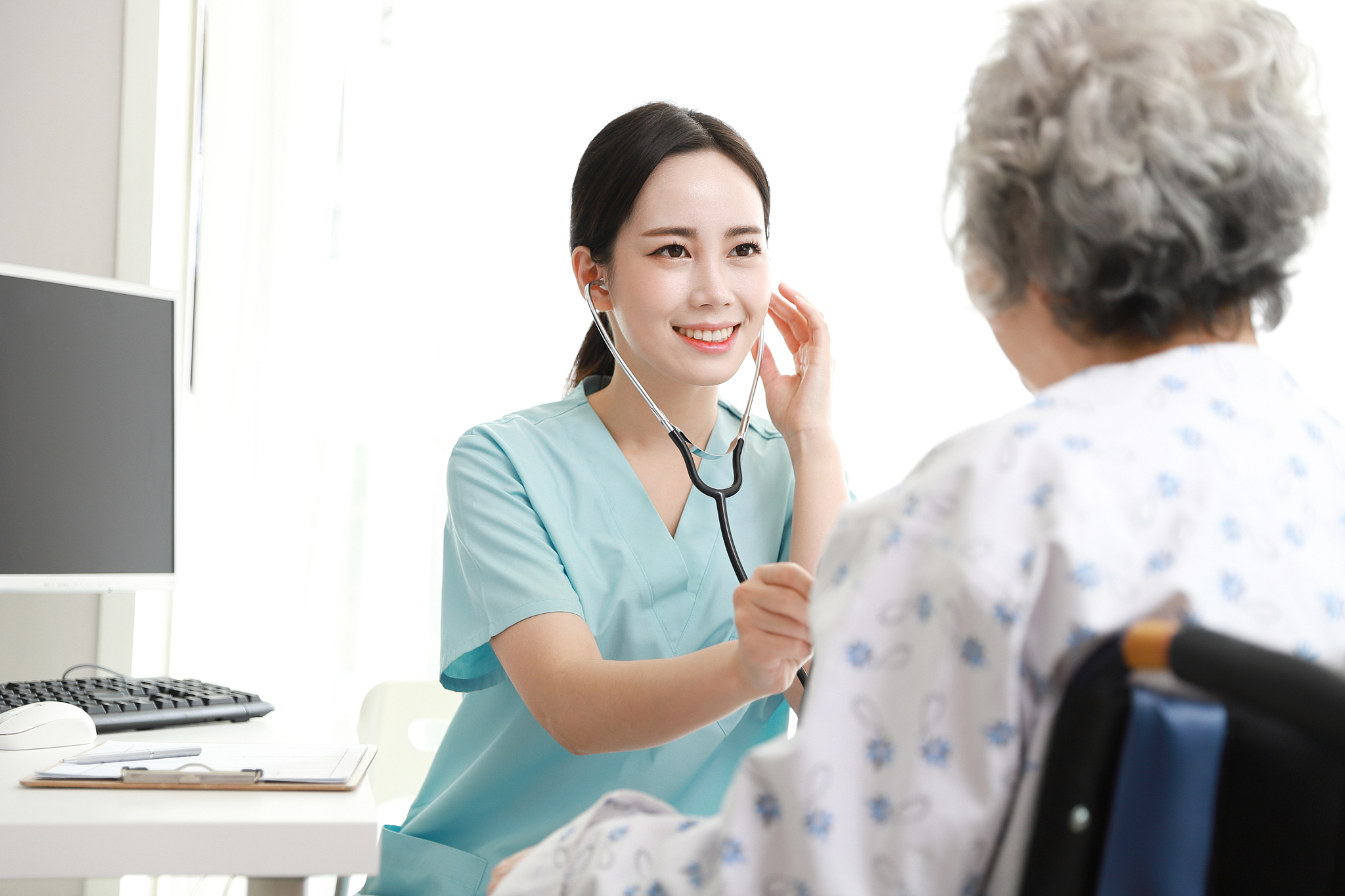 四川护理学校专业就业保障：从就业方向到未来趋势