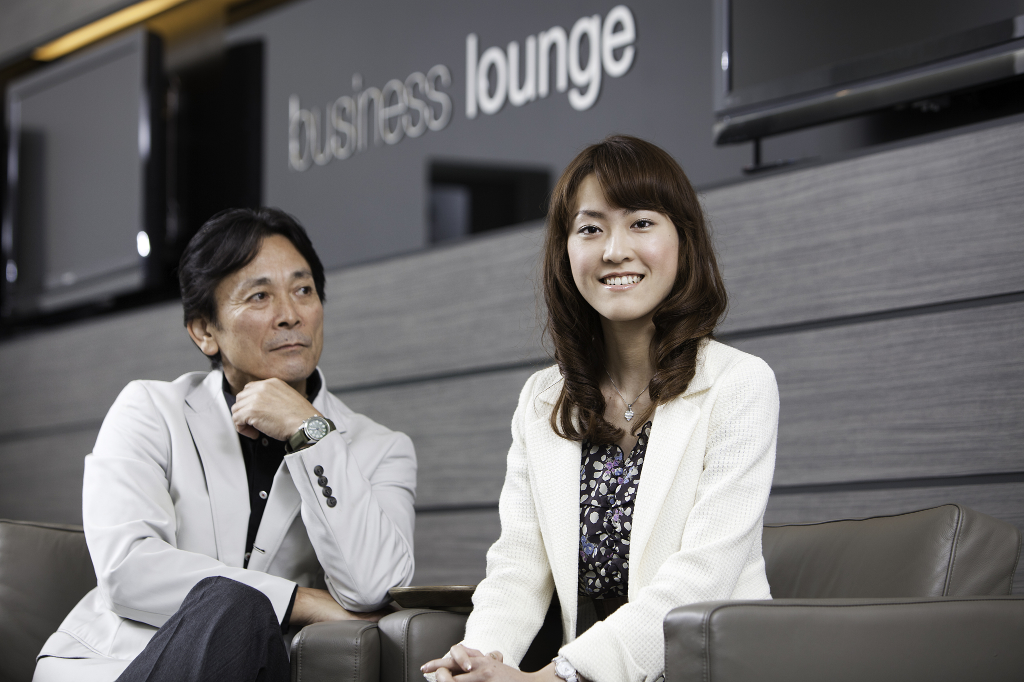 成都教师公招可以报两个区域回答加拓展。