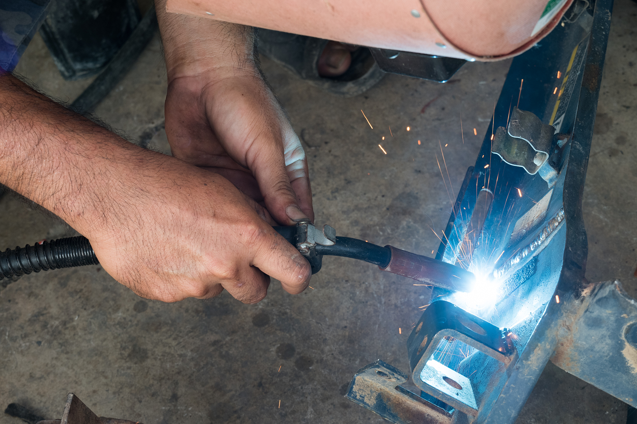 金工实习背景：行业发展、公司介绍、项目目的与学习目标