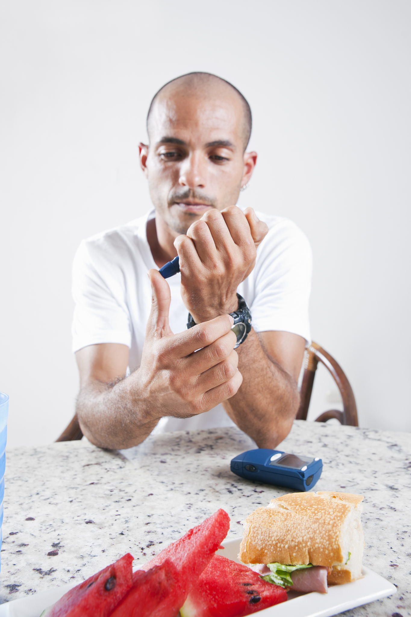 中国科学家人工合成胰岛素：历程、挑战与意义