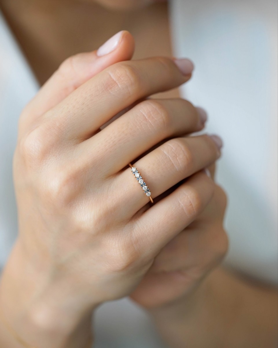 戒指的戴法和意义女生