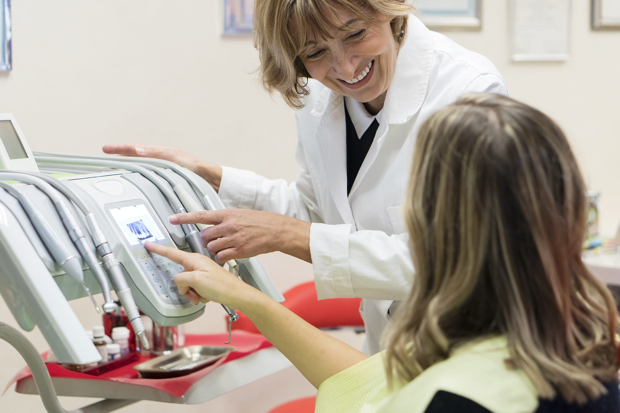 盐城机械中专口腔医学技术是好专业么毕业能干啥工作呢