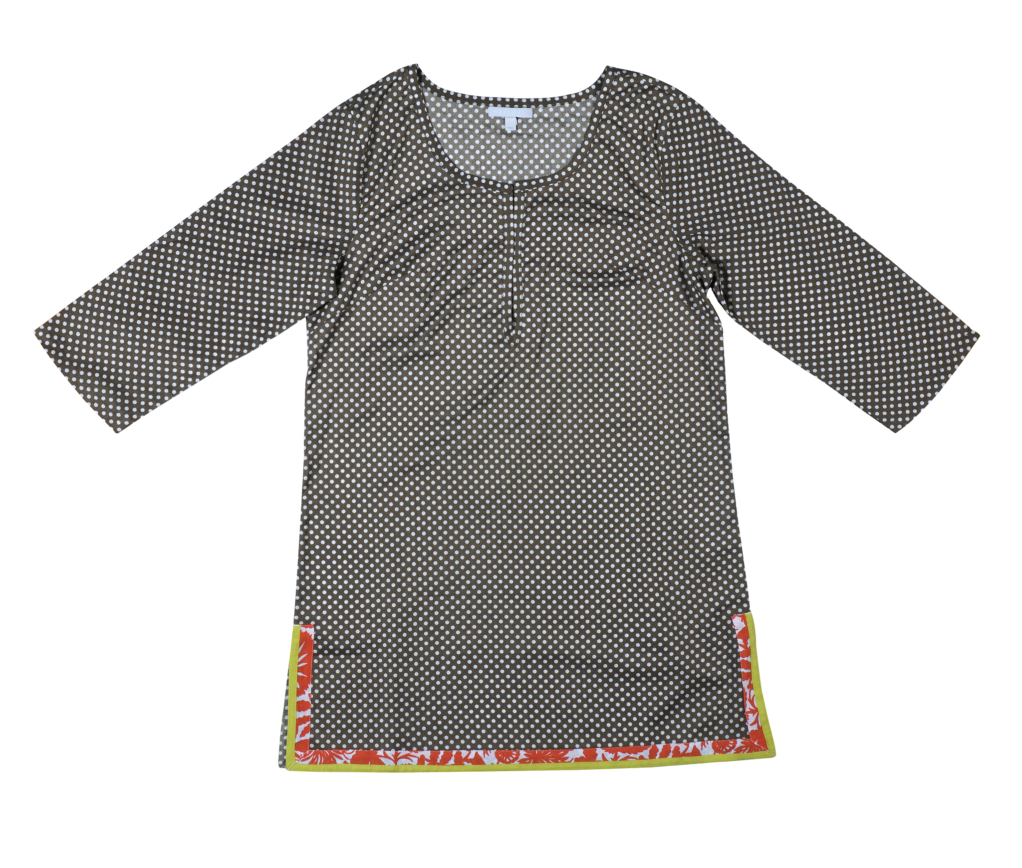 Reduce the word count of this paragraph to 450 characters Crafted with love and attention to detail this blouse has crochet lace trim along the V-neckline adding femininity The color clash design crea