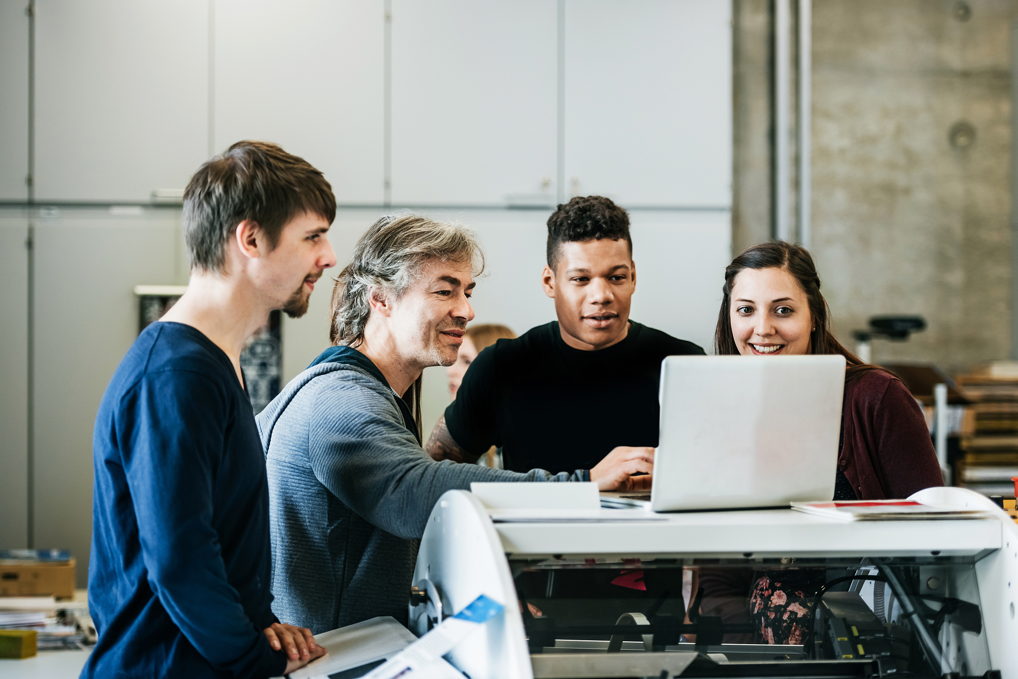 陕西省商业学校应用电子技术专业招生学制怎样的