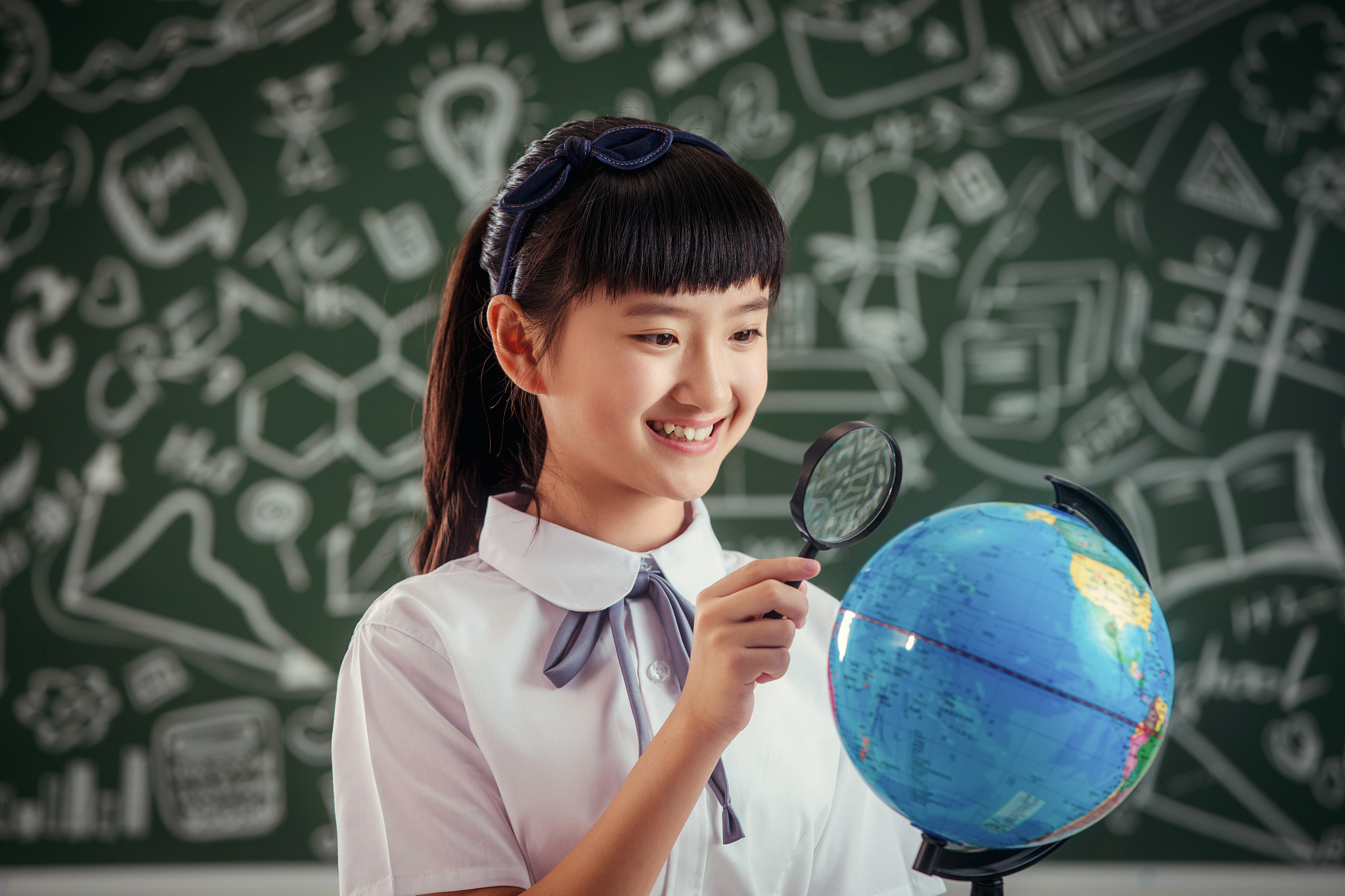 鸡蛋撞地球 写一篇300字小学作文