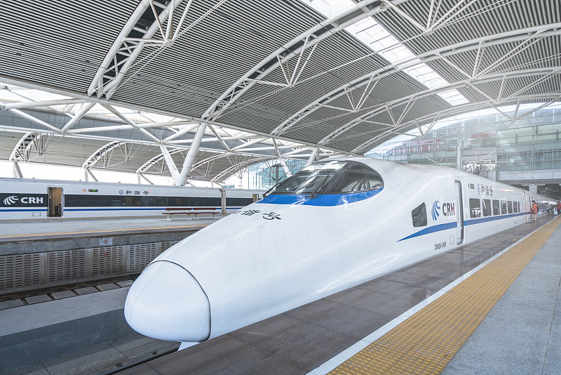 请问云南昌宁县哪里有学高铁的学校-好不好