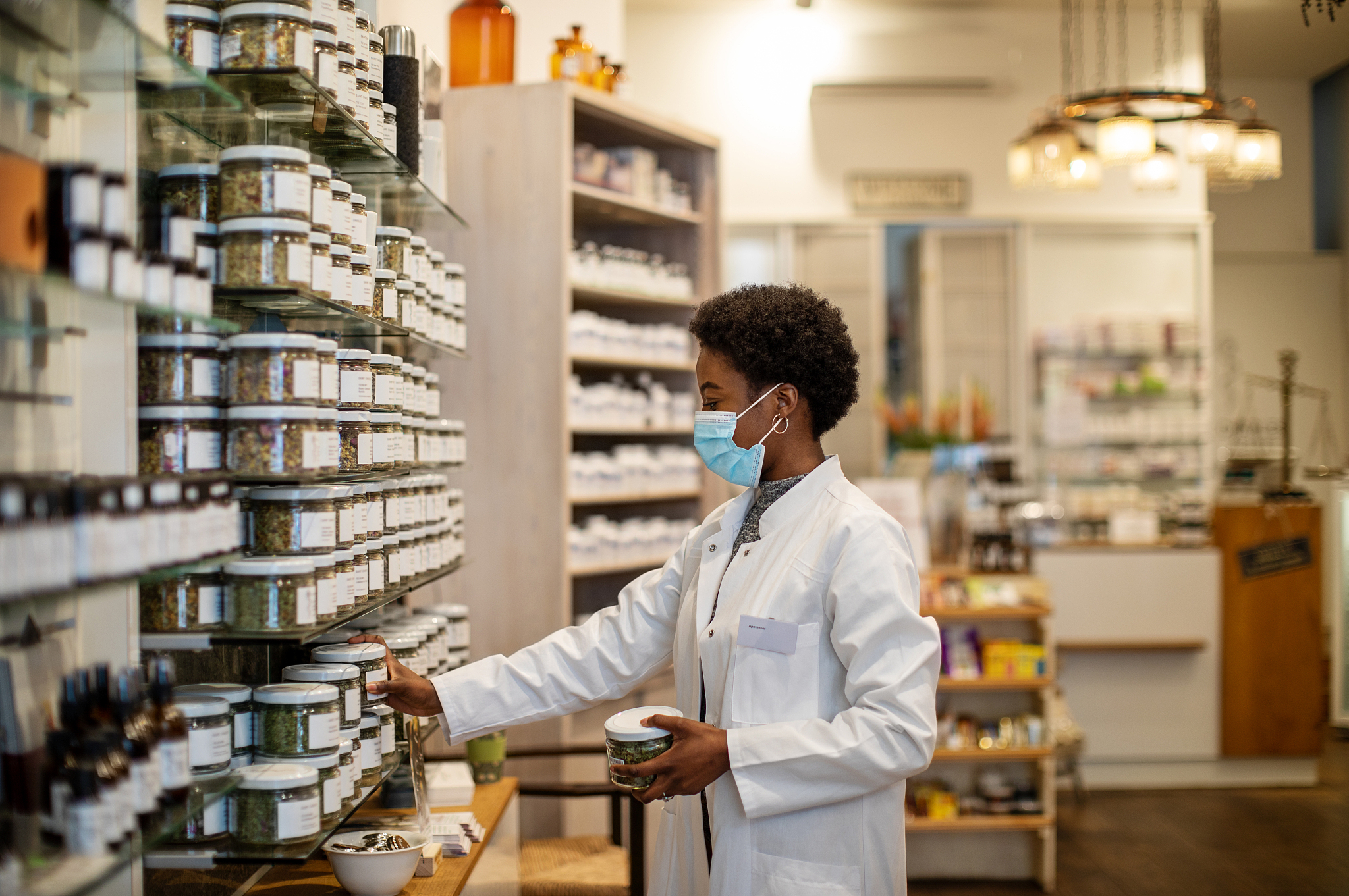 遵义医药高等专科学校专业介绍：热门专业及就业前景