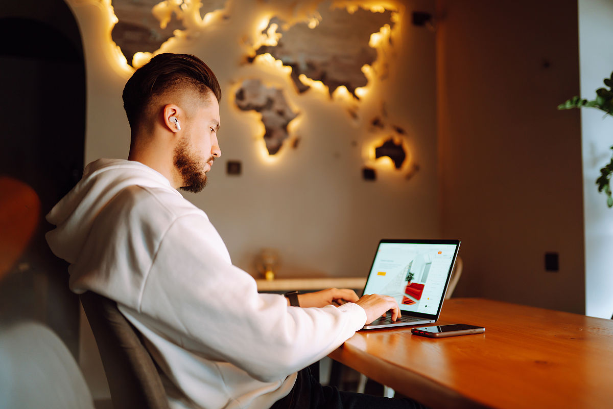 道德沦丧的根源：为什么我们失却了最基本的道德规范？