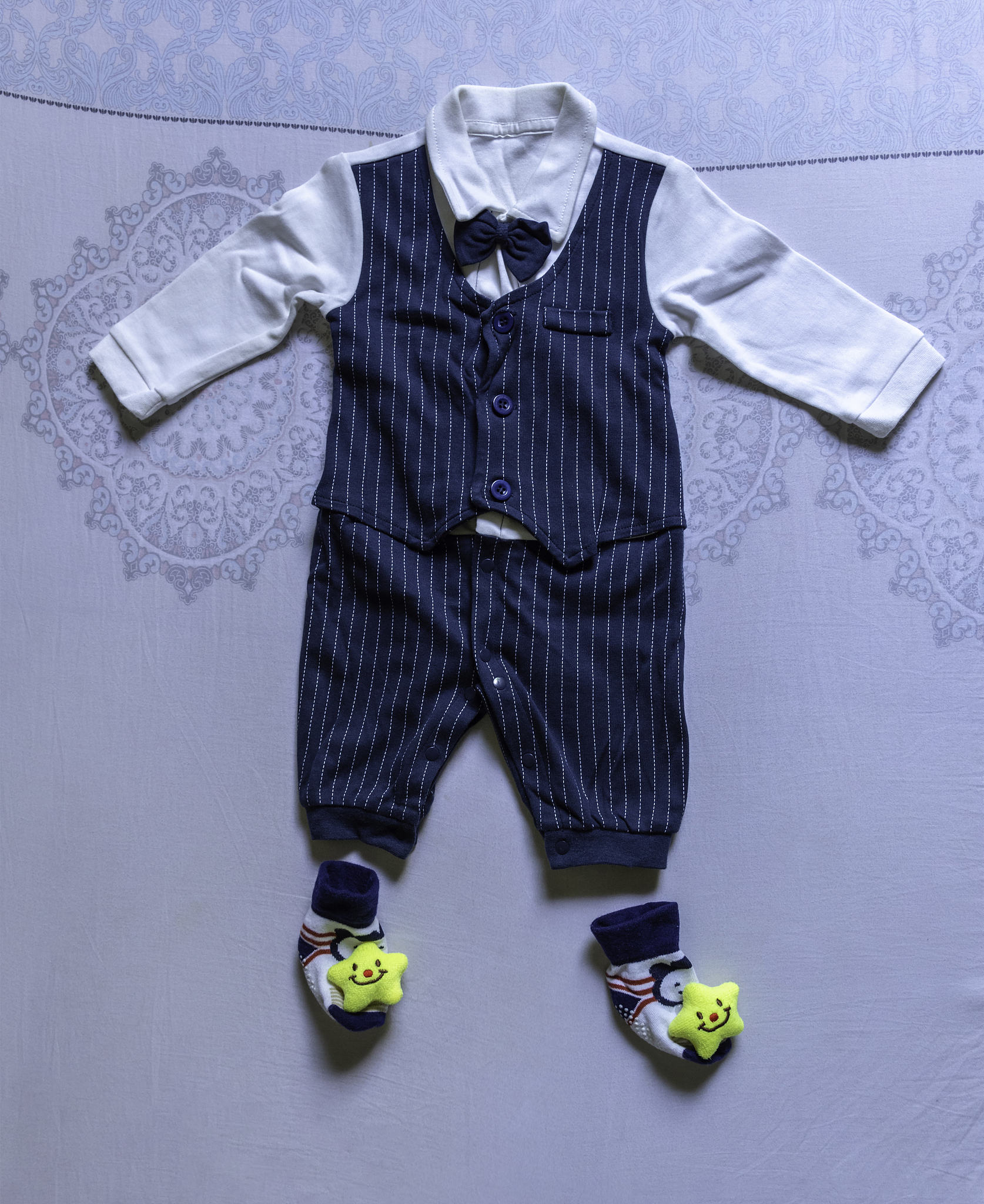 男童夏季短袖短裤套装 - 宽松舒适，渐变色时尚