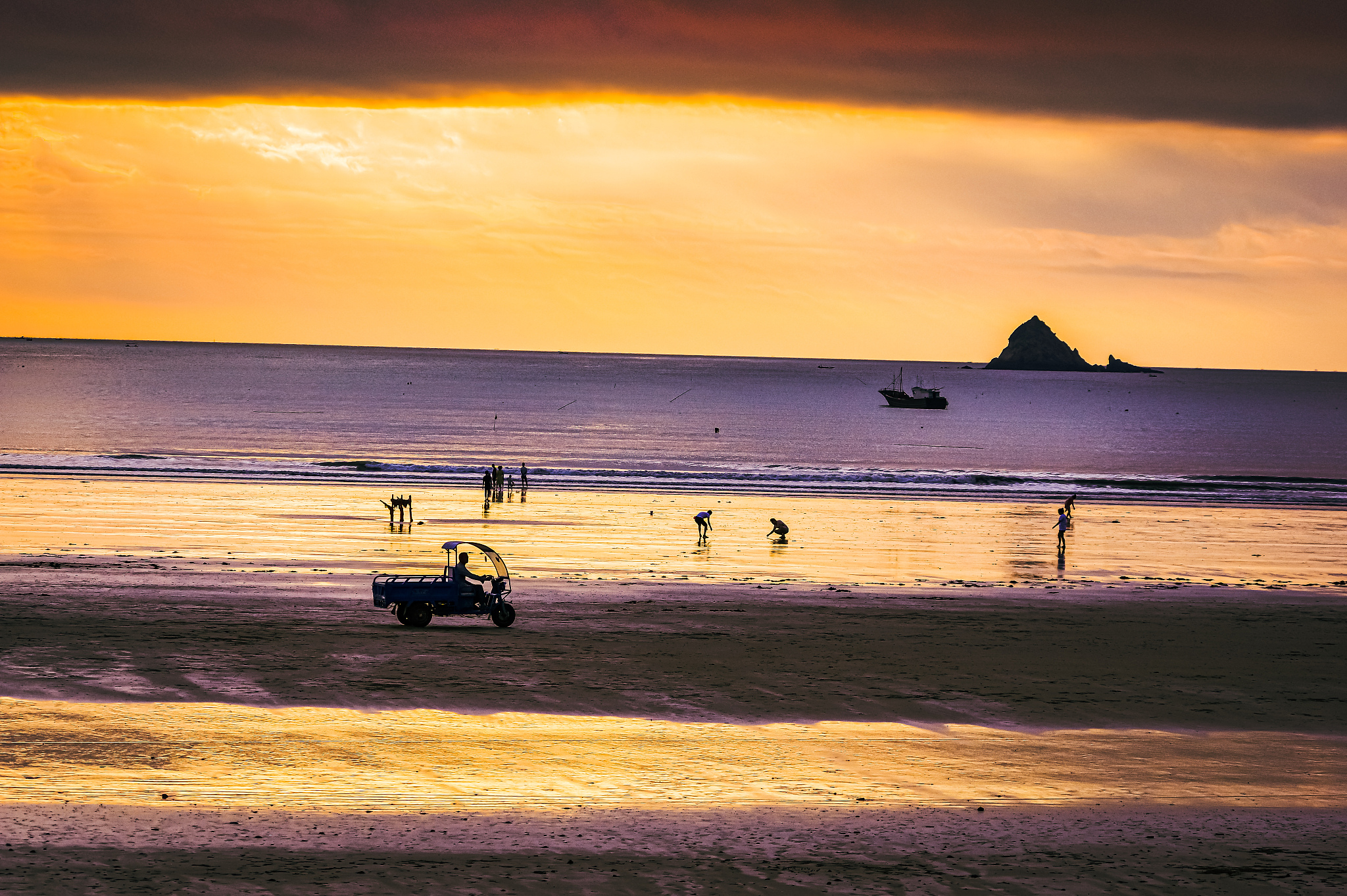 龙龛码头日出观赏攻略：最佳时间、必备物品、位置选择