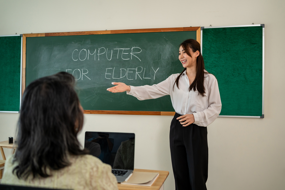 一位有耐心的大学英语老师 - 王老师的教学故事