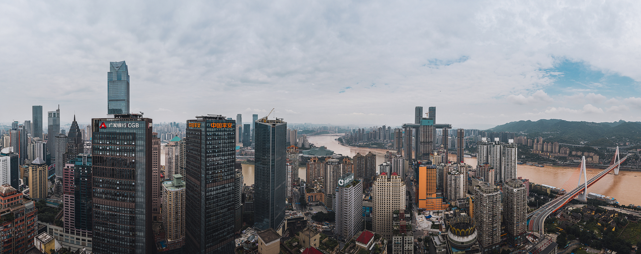 新中国建设初期的光辉篇章——重庆的伟大贡献