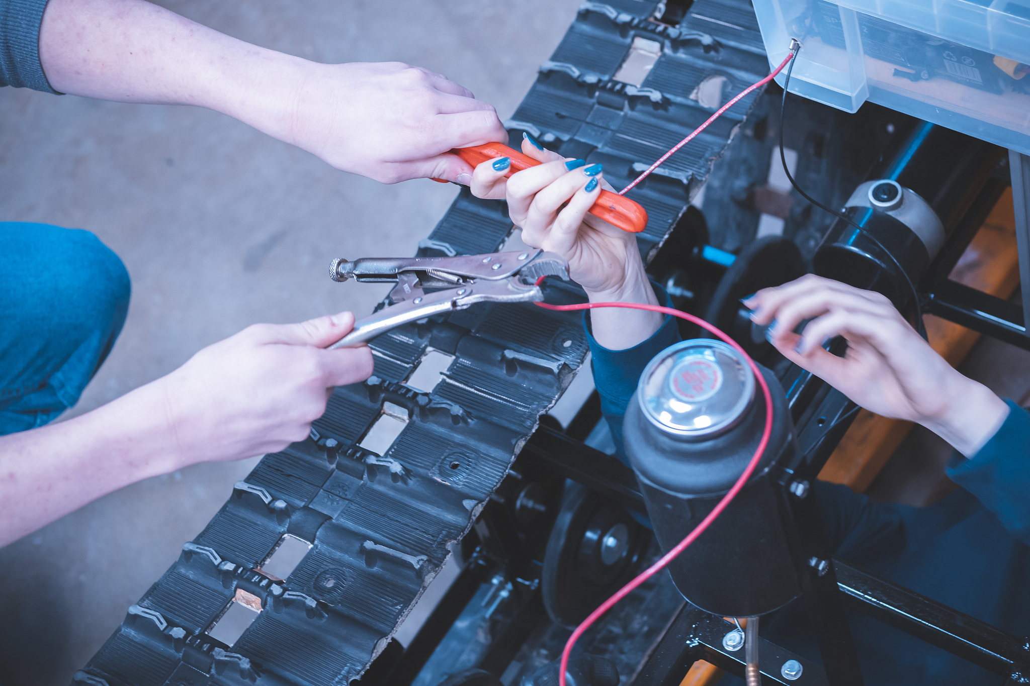 神器堆满的院子不是神殿