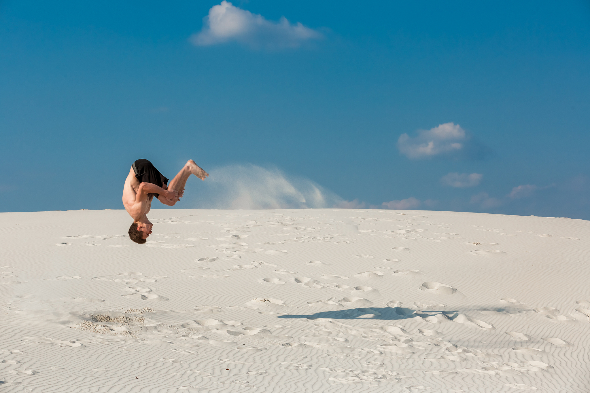天若有情，陪伴几代年轻人：力量、勇气与成长