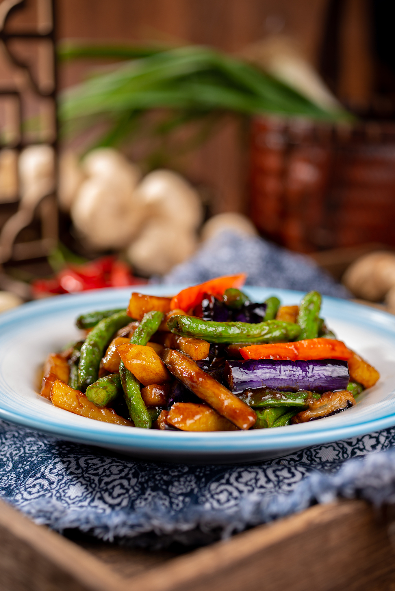 二年级简单易学红烧茄子做法 - 300字详细步骤