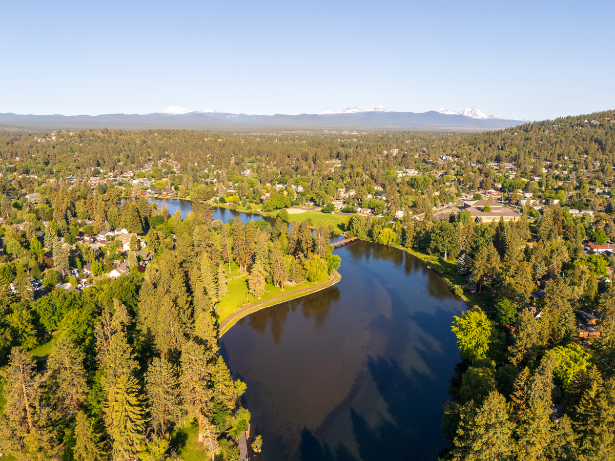 Discover the Diverse Landscapes and Cultures of the United States