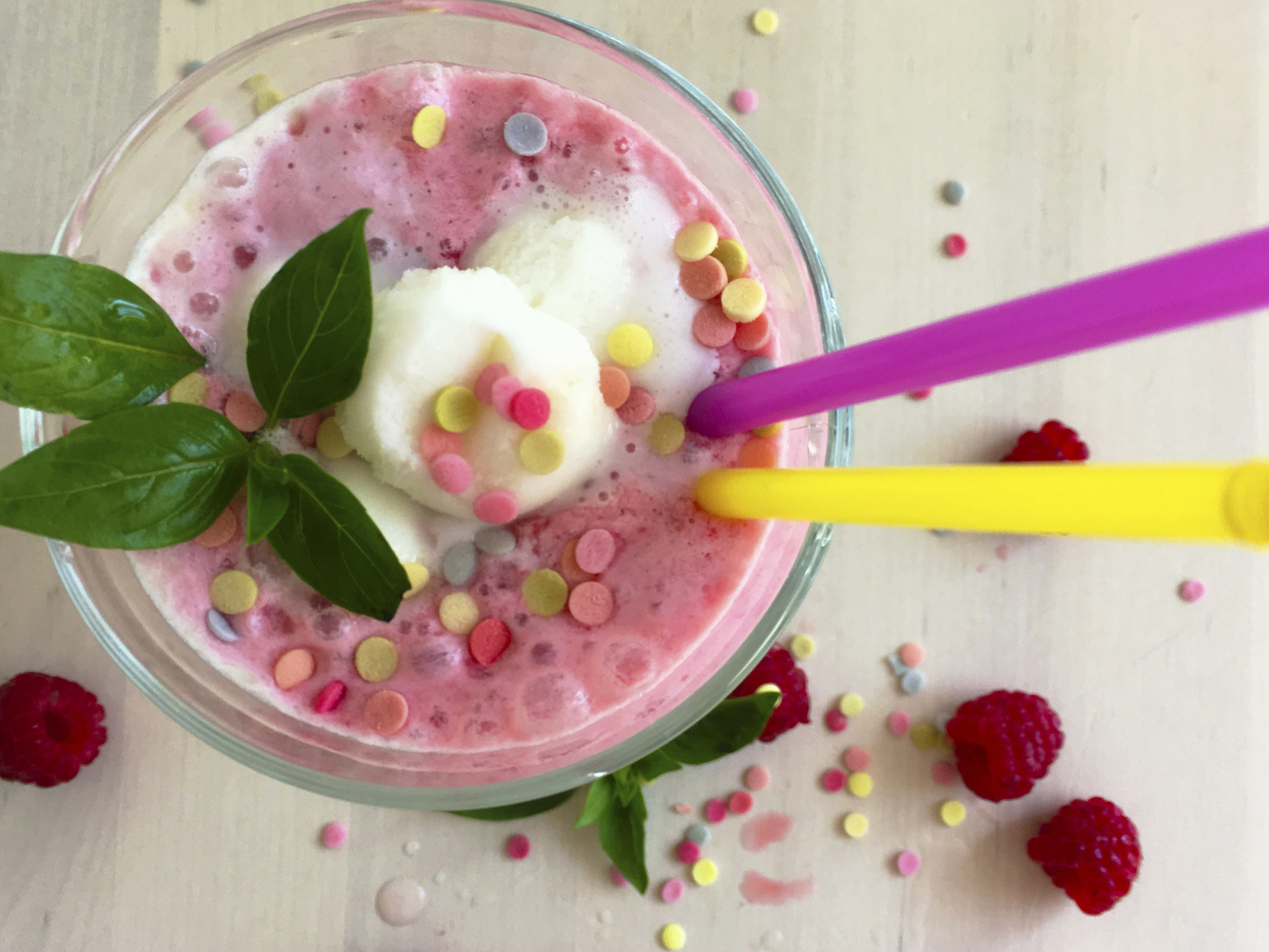 葡萄奶冻的做法_简单易学，美味清爽