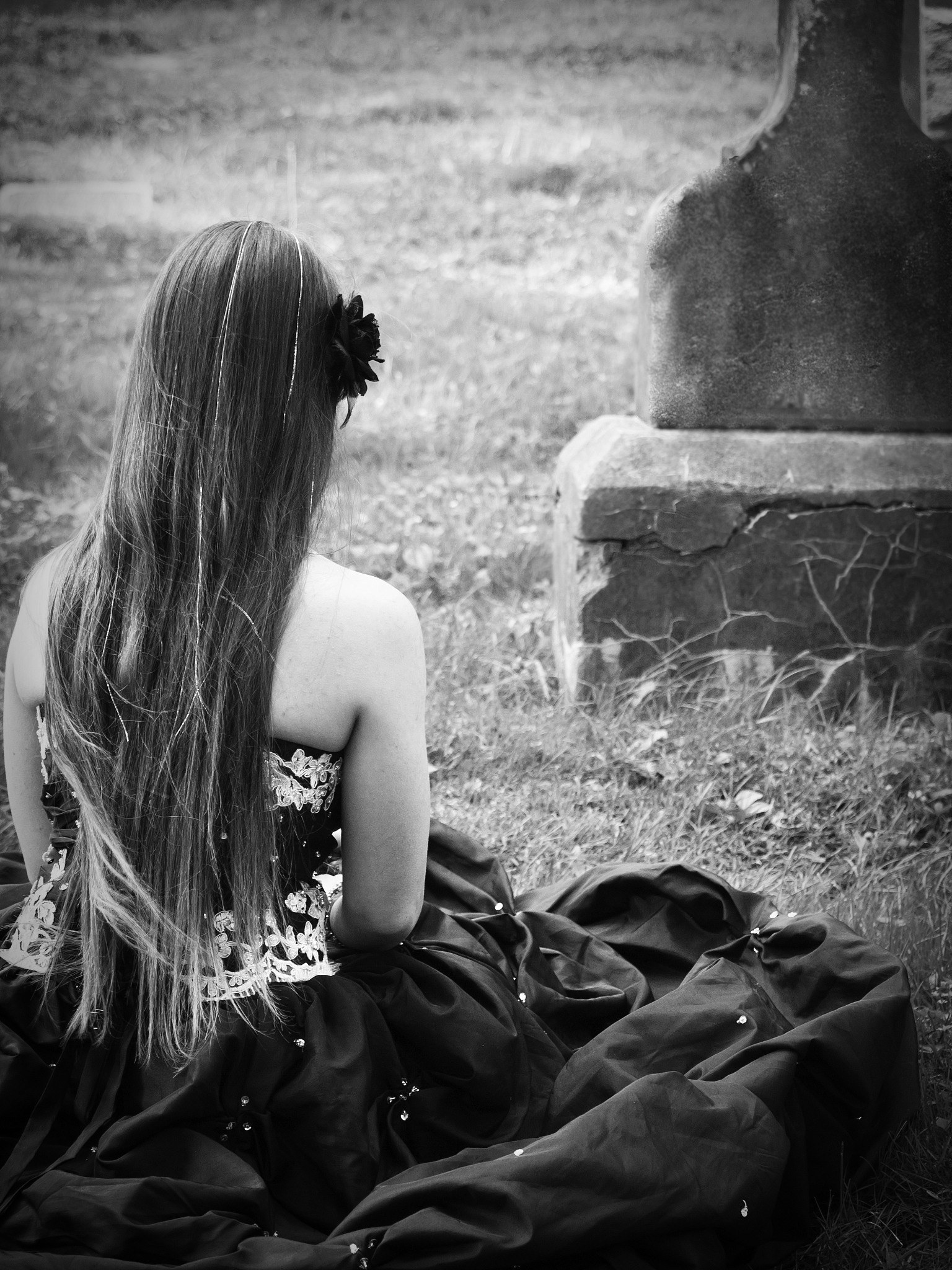 安静的女人，内心深处隐藏的伤痛