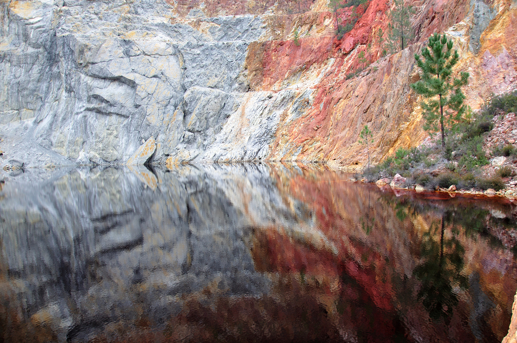 锰元素含量对钢焊接性能的影响：焊接硬化、开裂、腐蚀分析