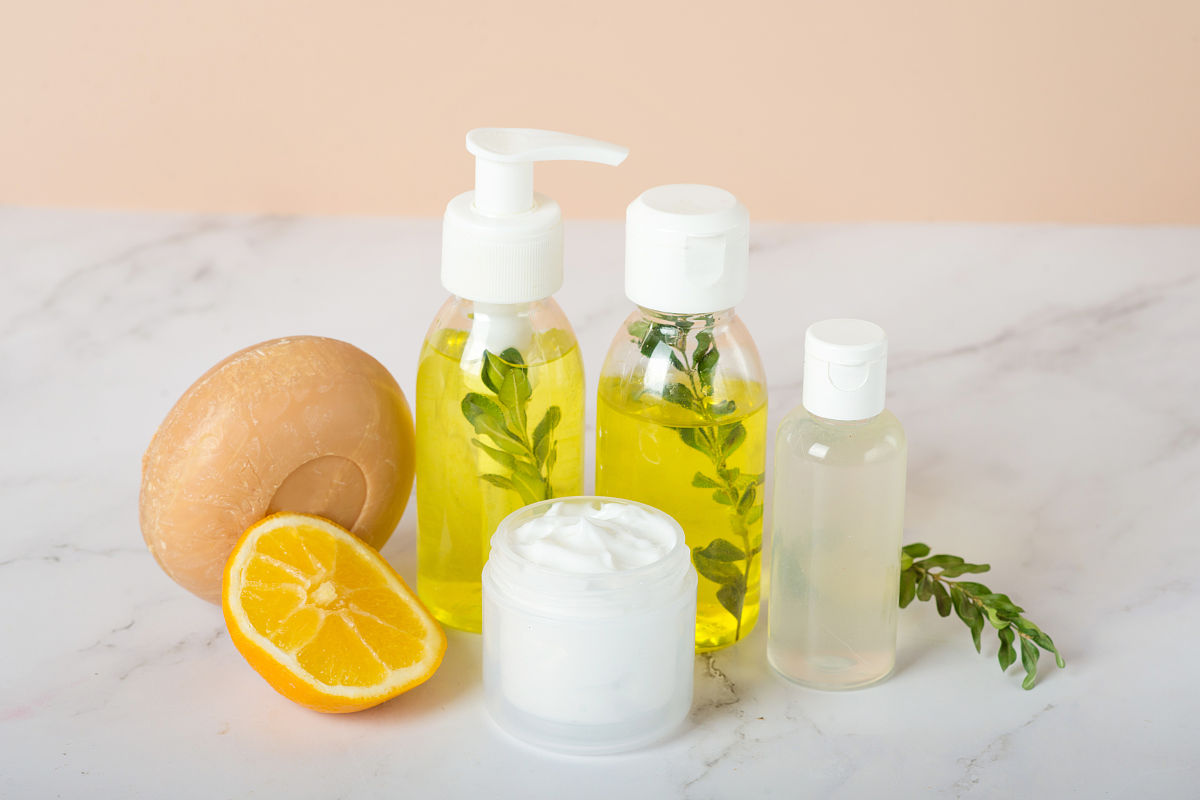 采购人员周报：2021年6月21日-6月27日 - 供应商管理、采购计划、成本控制