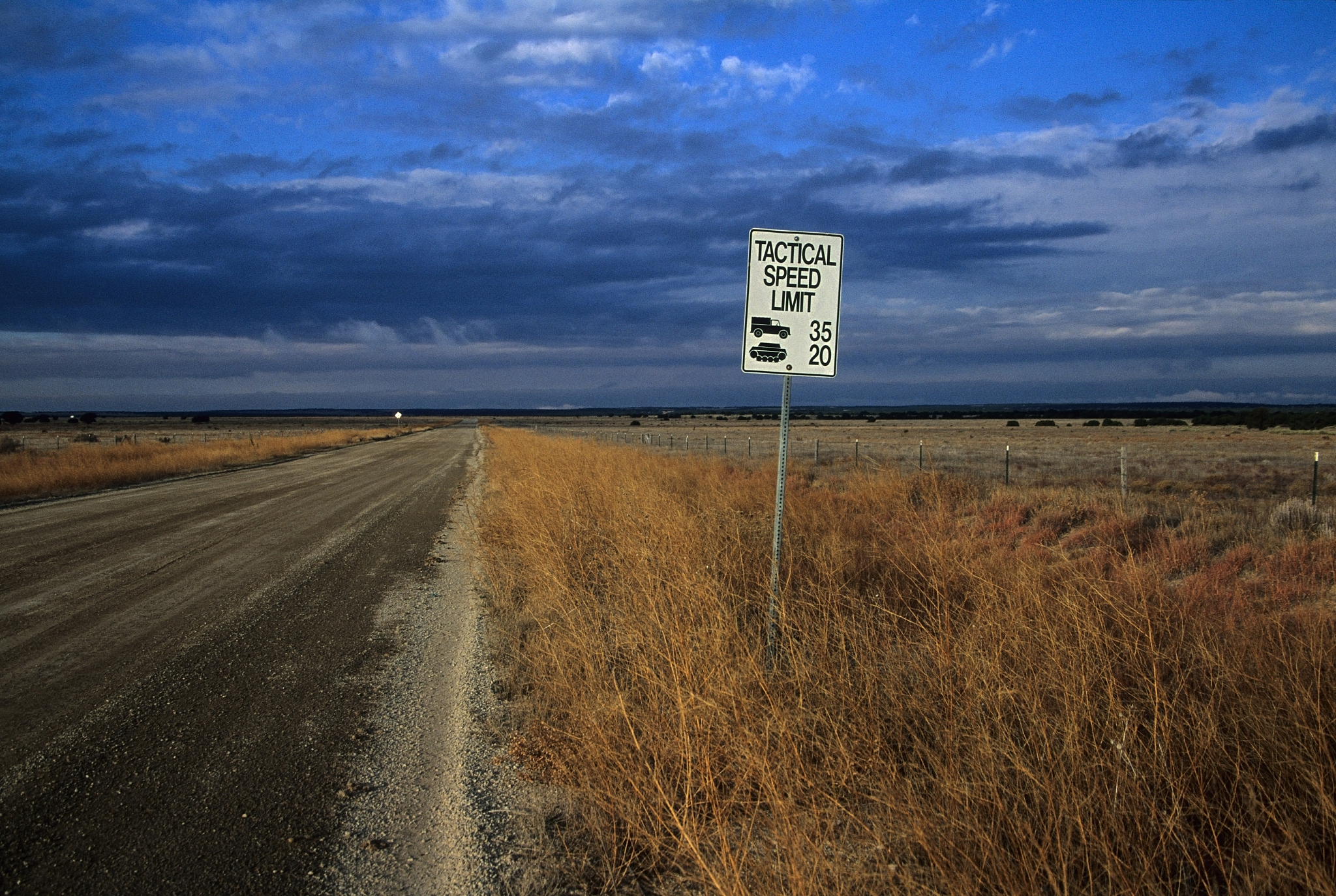 在h3c F1010防火墙中如何实现对内外19216810网段所有IP在出口做限速怎么配置
