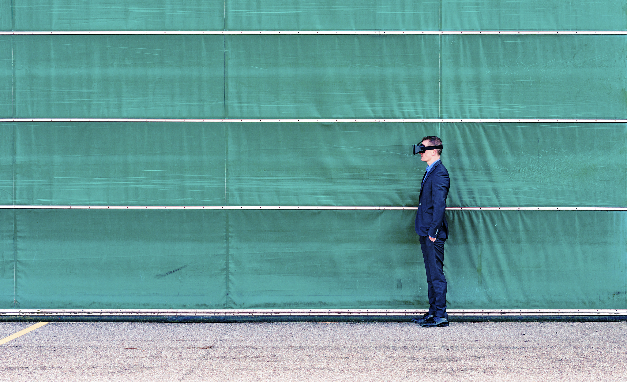 解密疯狂小杨哥直播爆火秘诀：互动游戏与独特视角