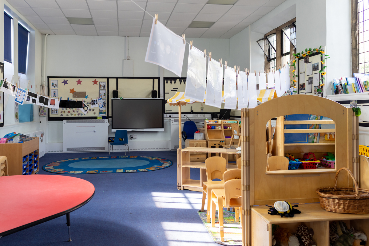 幼儿园科创工作坊建设与实施：基于STEM教育理念的研究报告