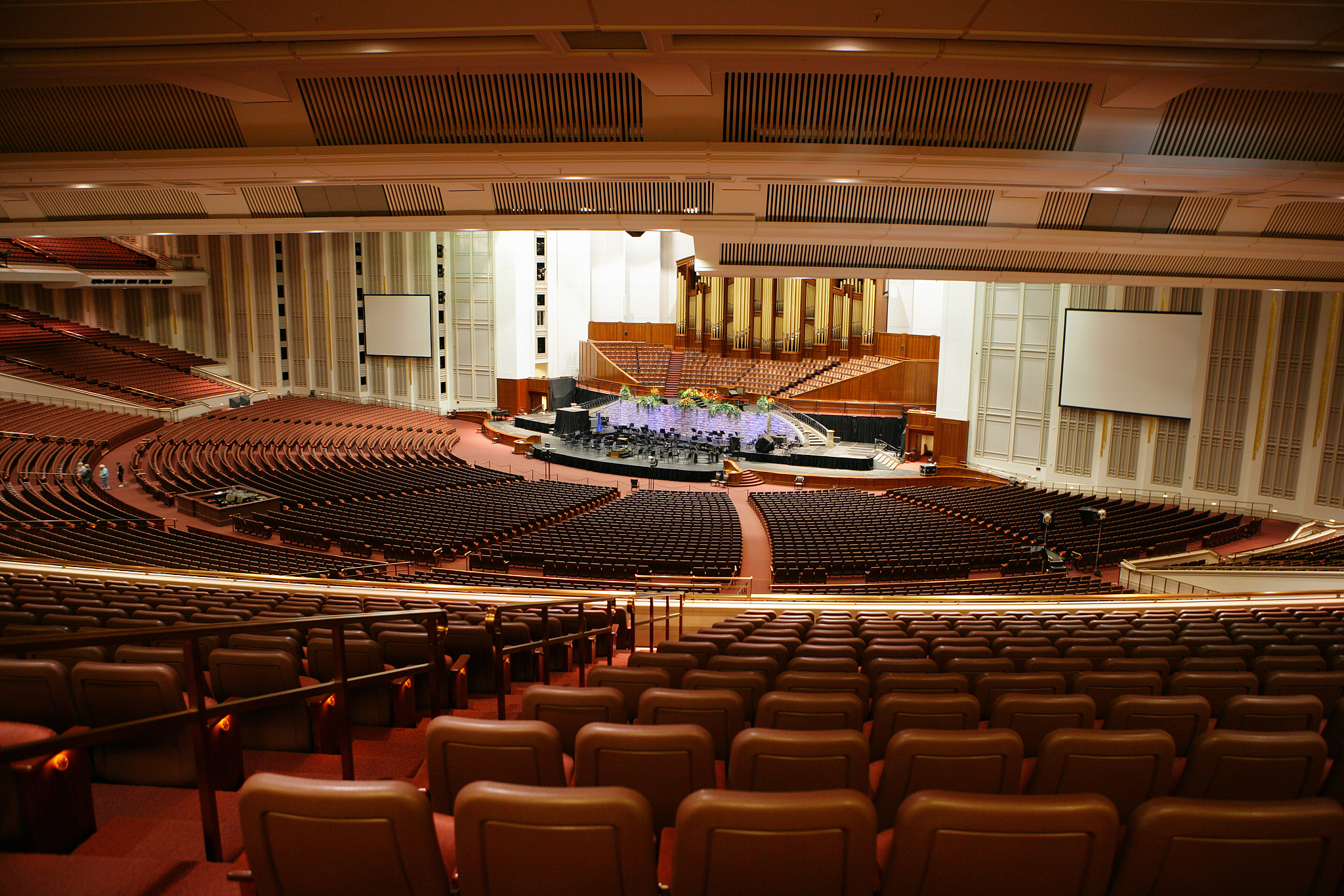 Is Lack of Funding the Only Reason Small Theaters Close? Debunking the Myth