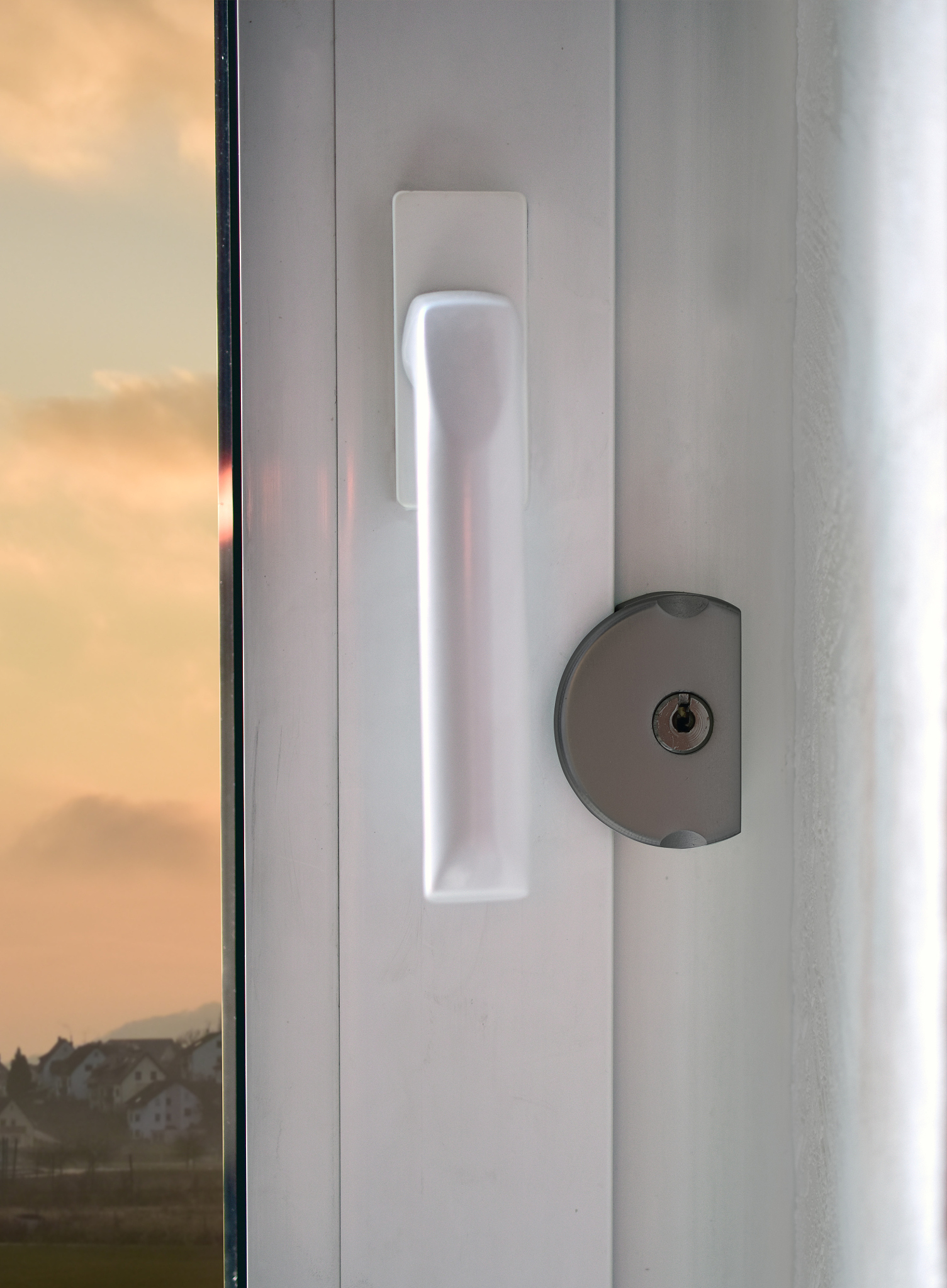 06-06 224956操作成功：--------------------楼梯灯状态：True#####2023-06-06 22495677178606-06 224956接收：--------------------负一楼梯口人体状态：1#####2023-06-06 22495655530606-06 224956状态变更：--------------------负一楼梯口人体状态：1###