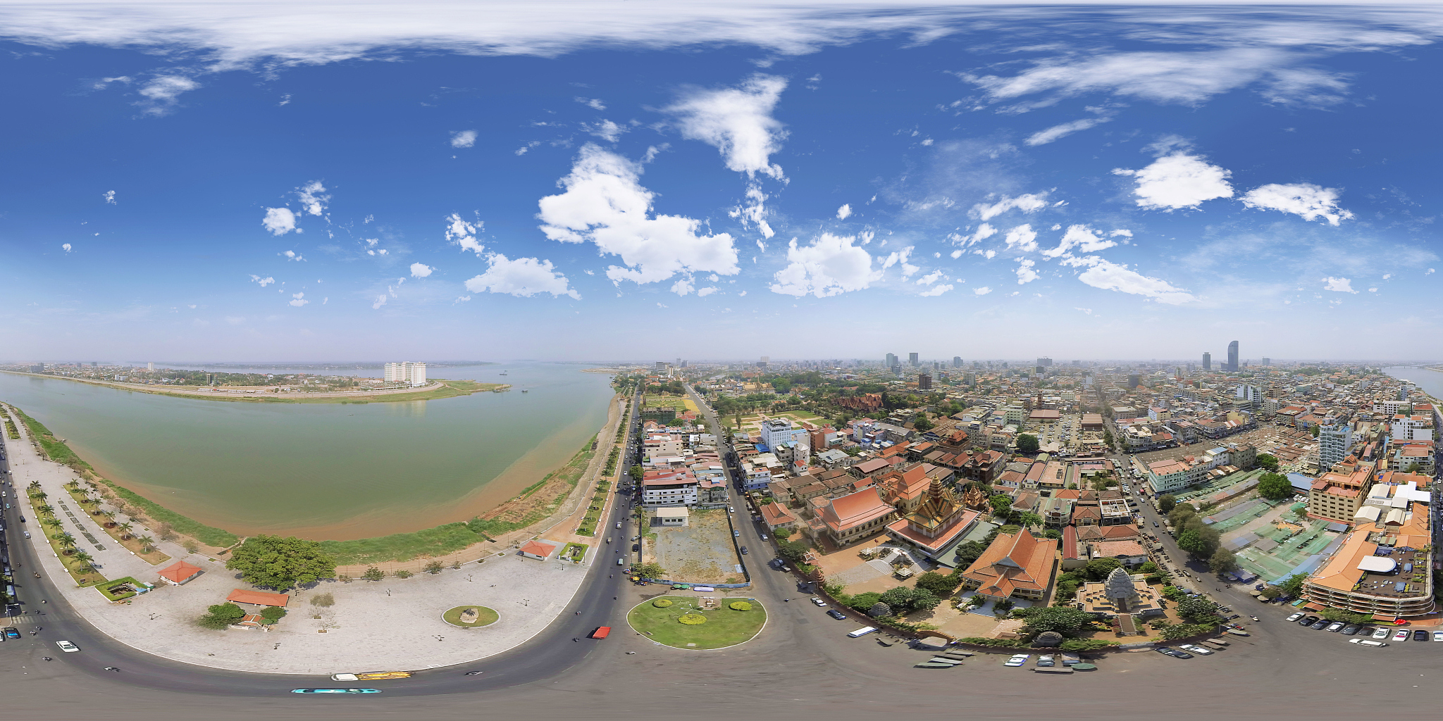 a 360° aerial perspective above wat ounalom in phnom penh, camb
