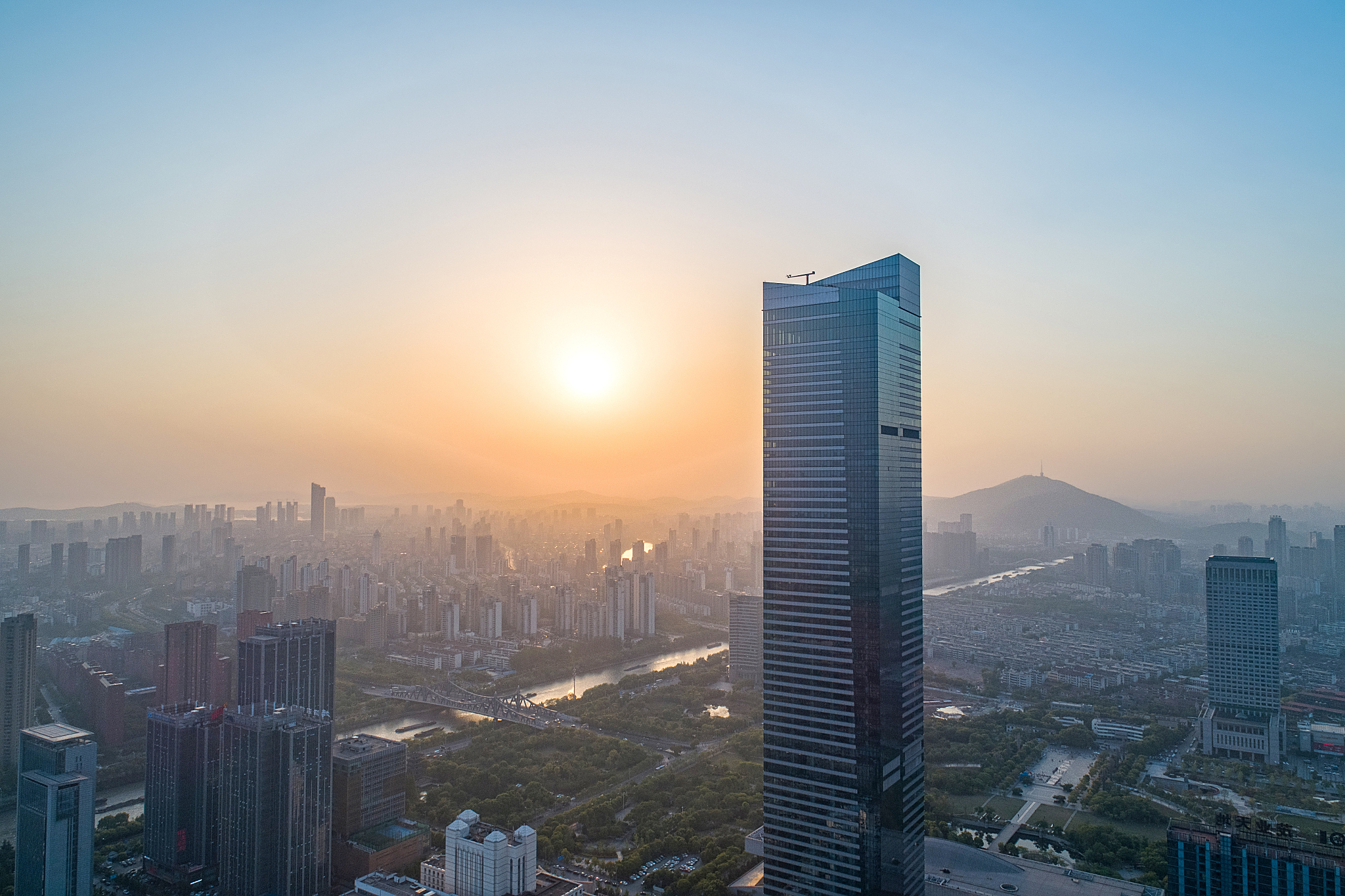 无锡媒体曝光热线：参与社会监督，共建美好无锡