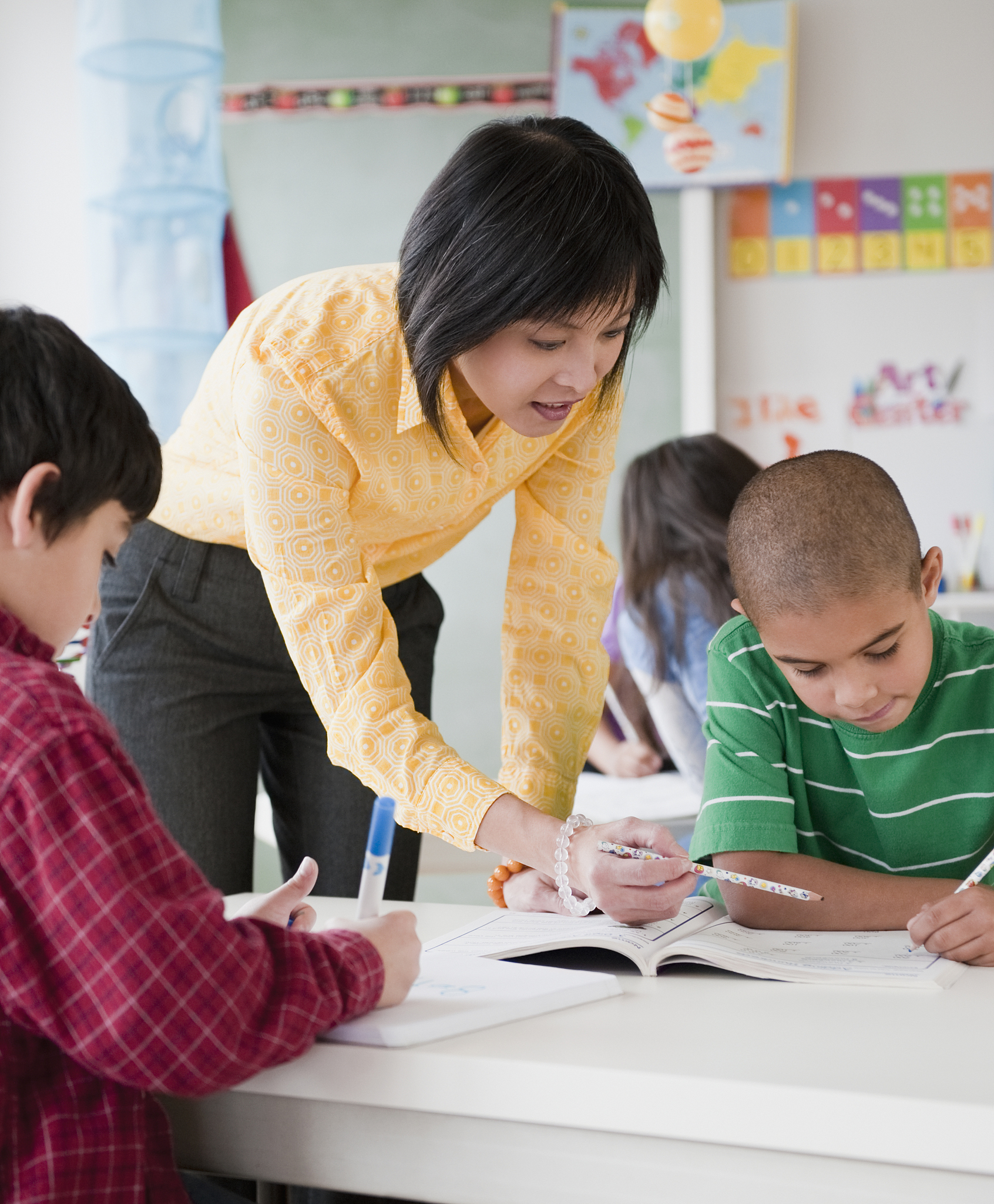 如何提高英语口语能力？300字以上答案