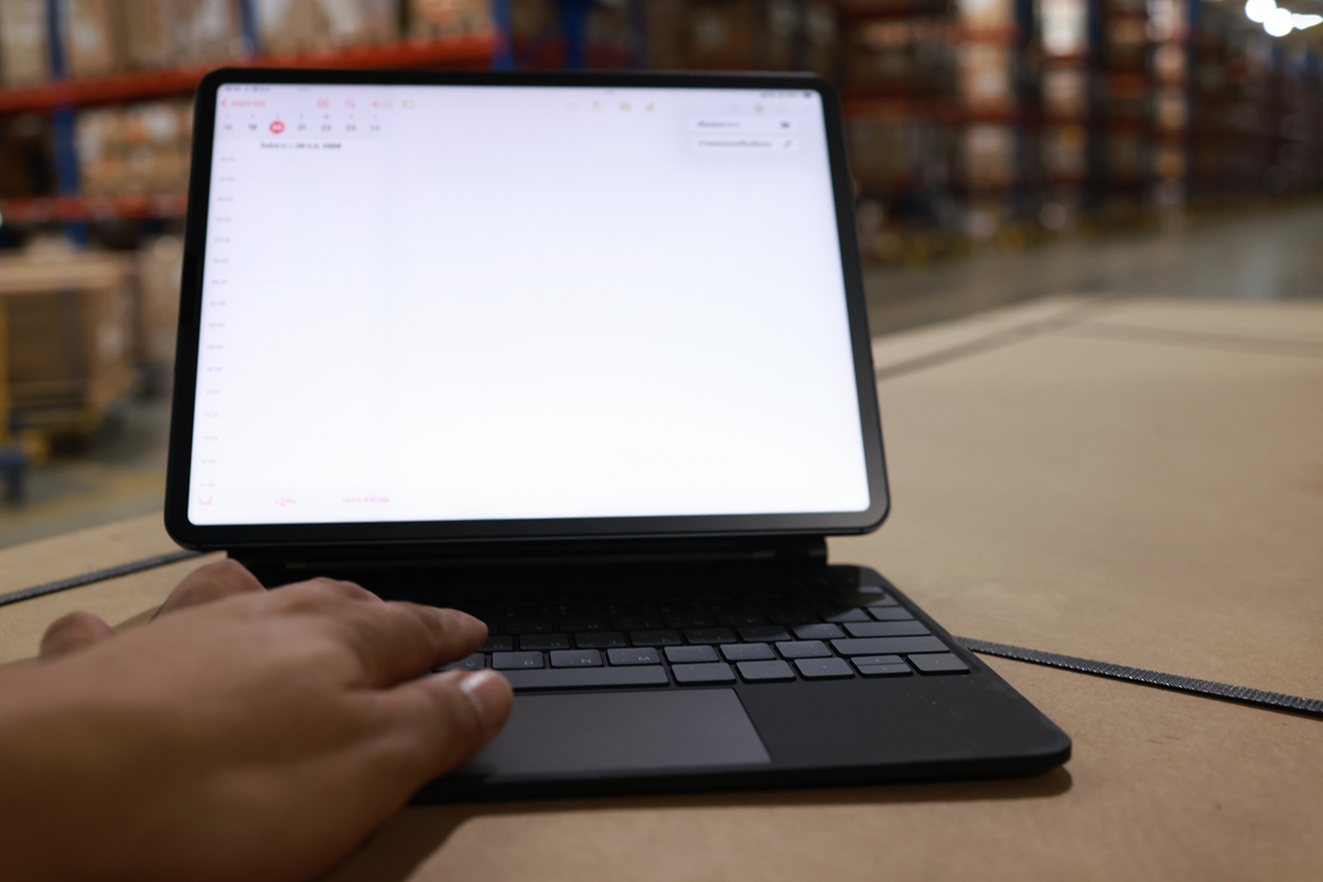 请帮我推荐一台4000元以下的笔记本电脑iOS系统除外并分析其好处及坏处