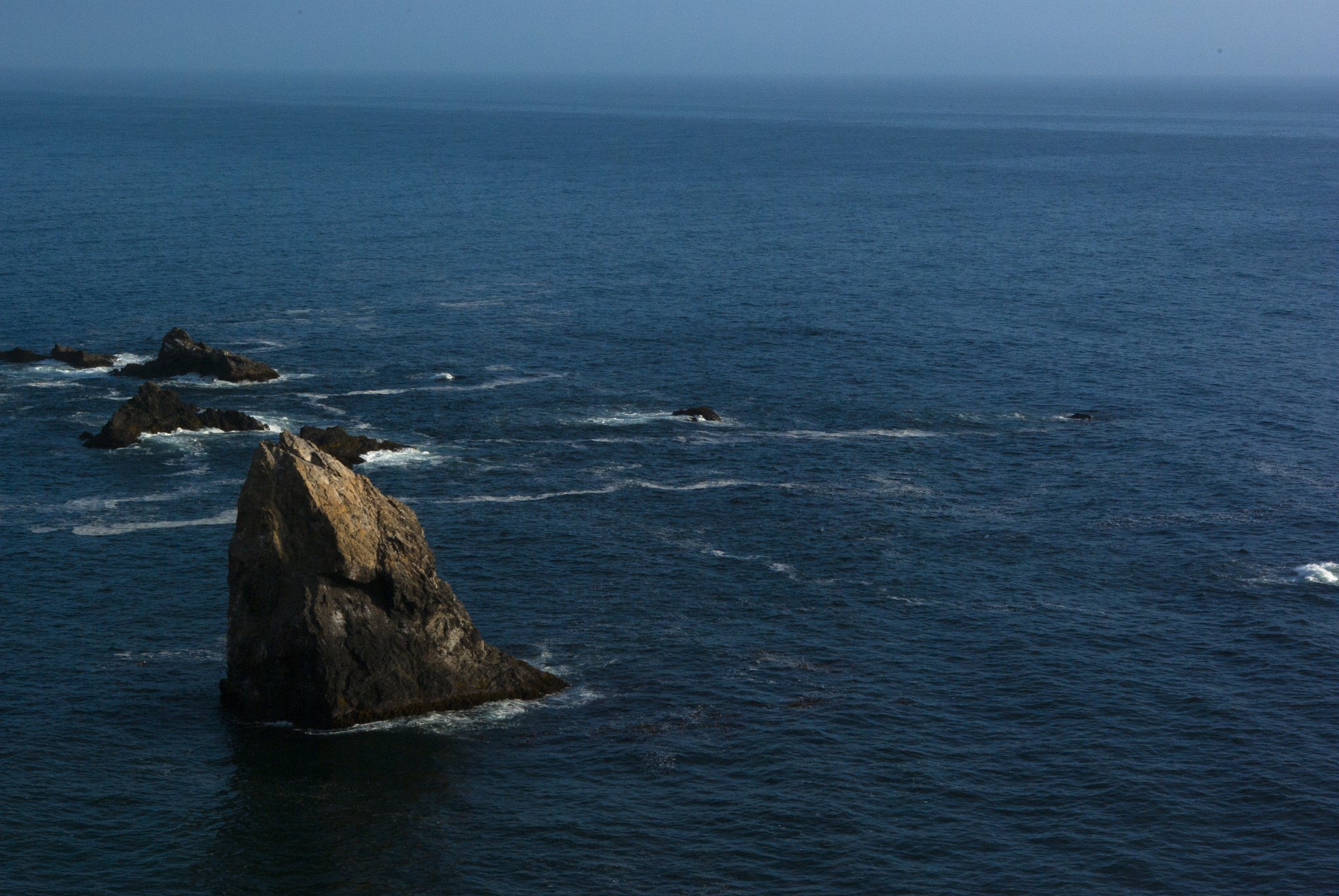 帮我制作一个ppt介绍珠海