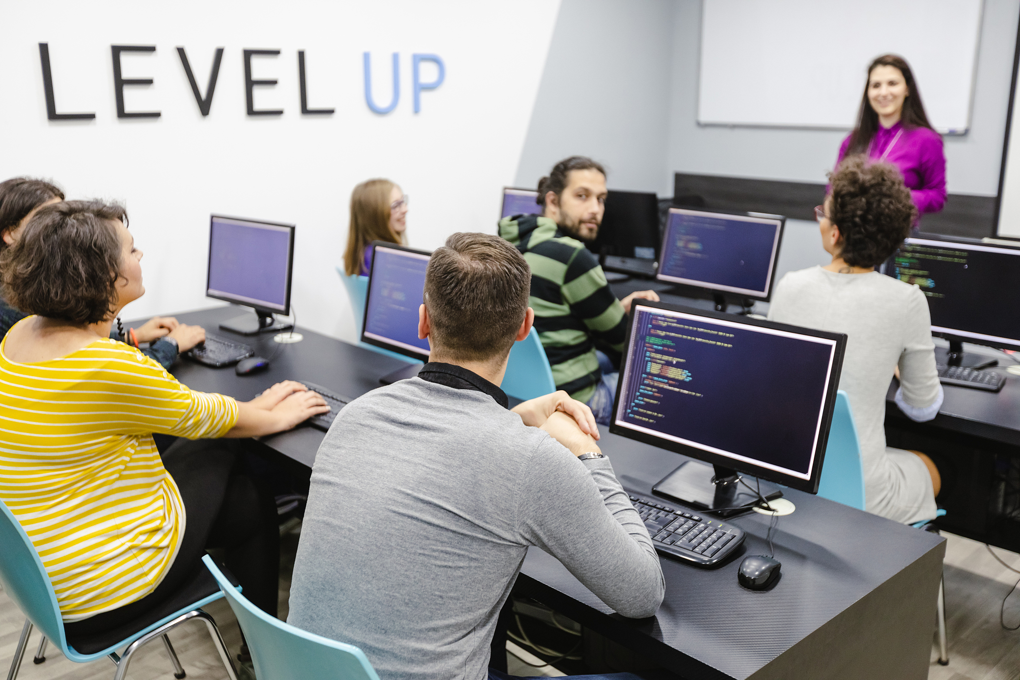 湖南有计算机专业的中专中职学校哪家好