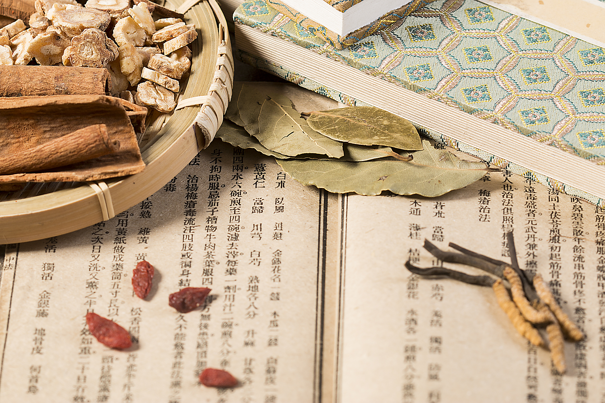 李时珍：东方药学之父，中华医药之宝