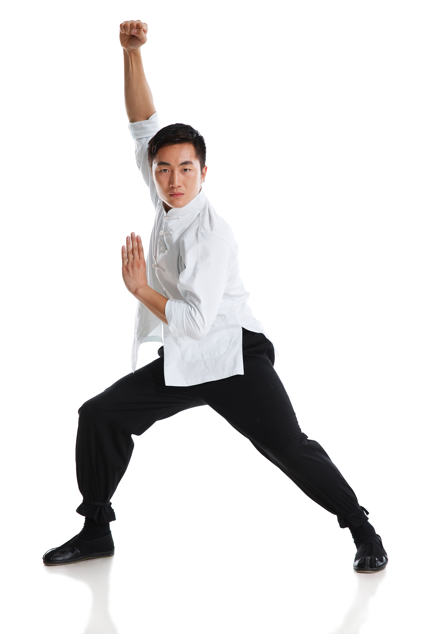 胯下击掌动作要领