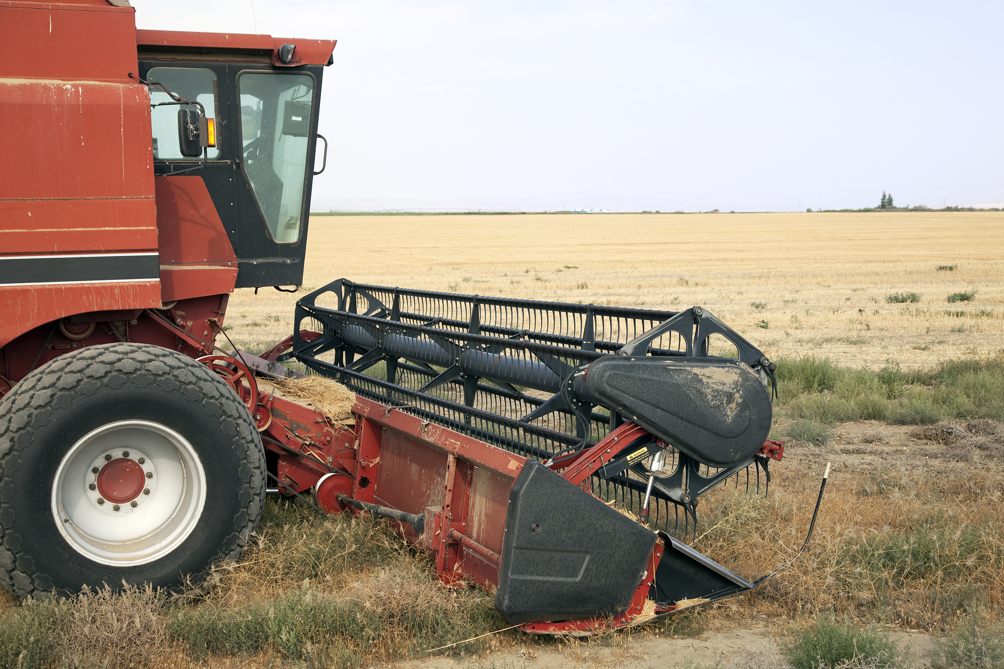 Agricultural Tillage Machine: The English Translation of 农业耕地机