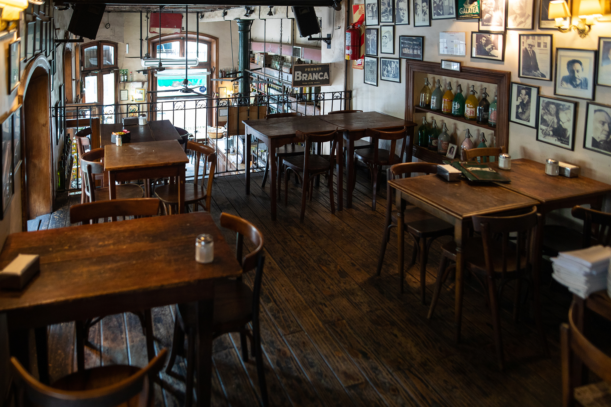 给我起一个咖啡酒馆的名字