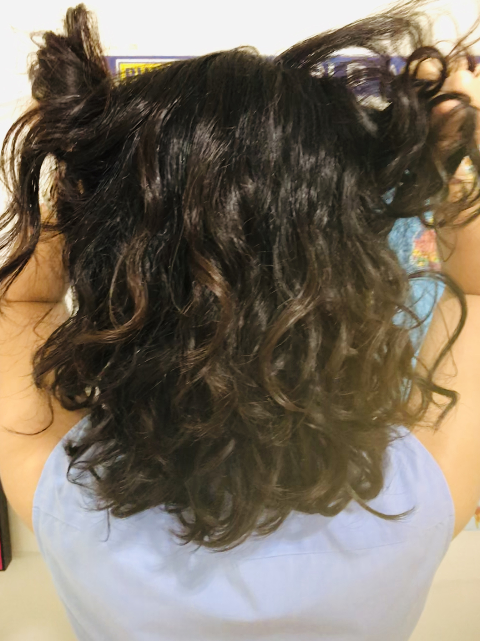 烫发后掉头发正常吗？多久恢复？