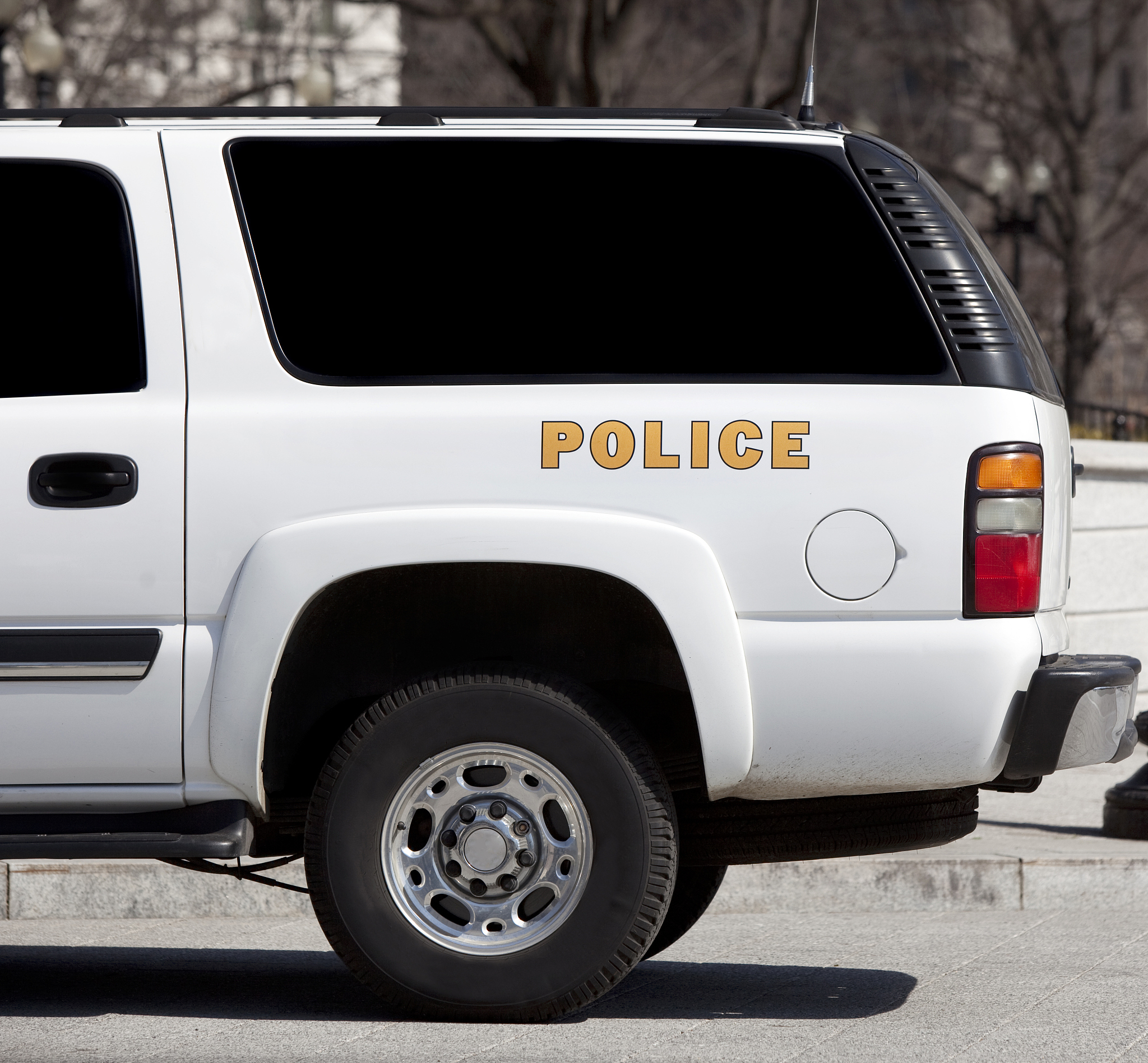 中国皮卡进城限制的原因：安全、环保、规划